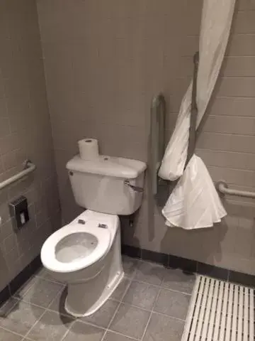 Toilet, Bathroom in Canterbury Cathedral Lodge