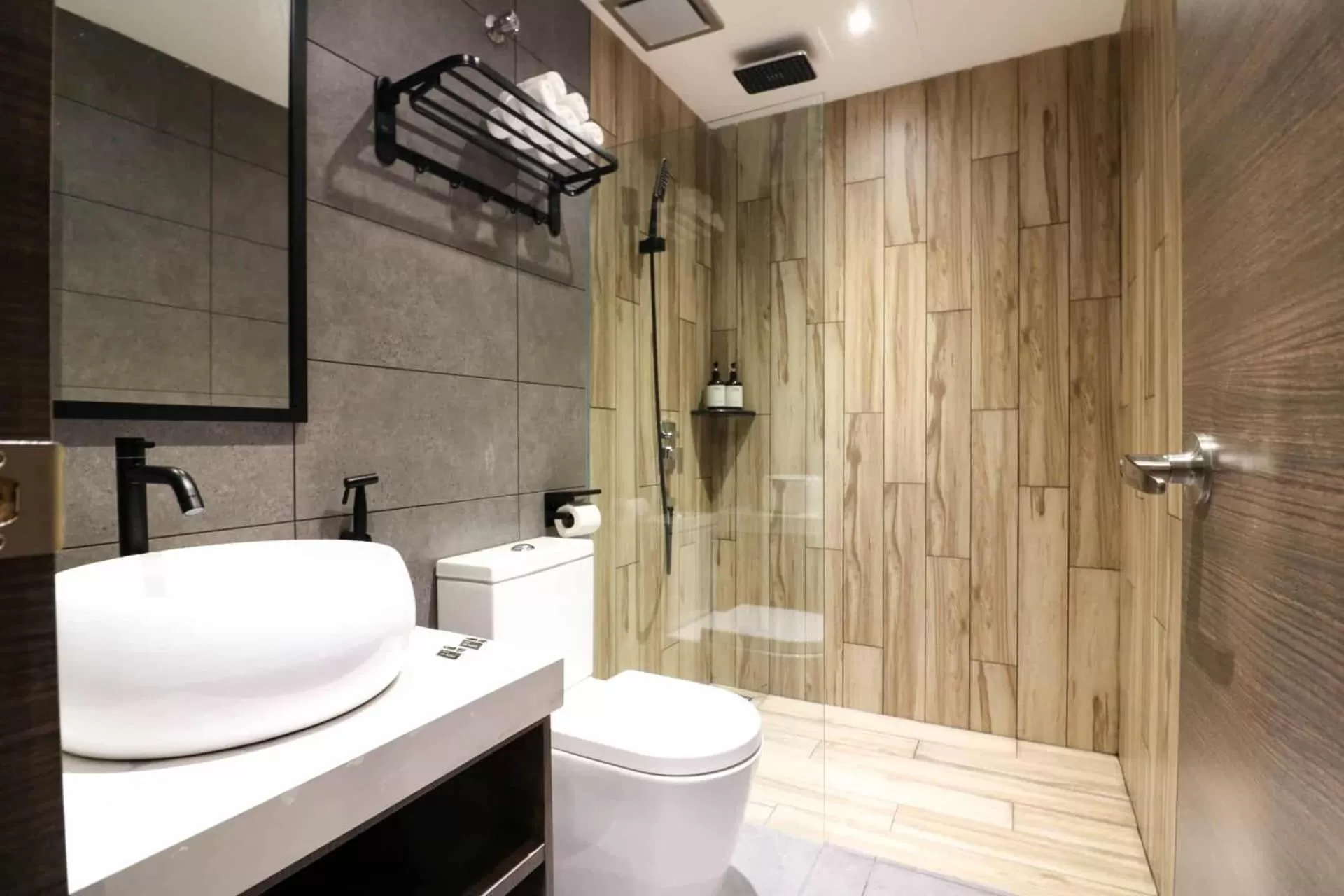 Deluxe Queen Suite in The NINES HOTEL Malacca