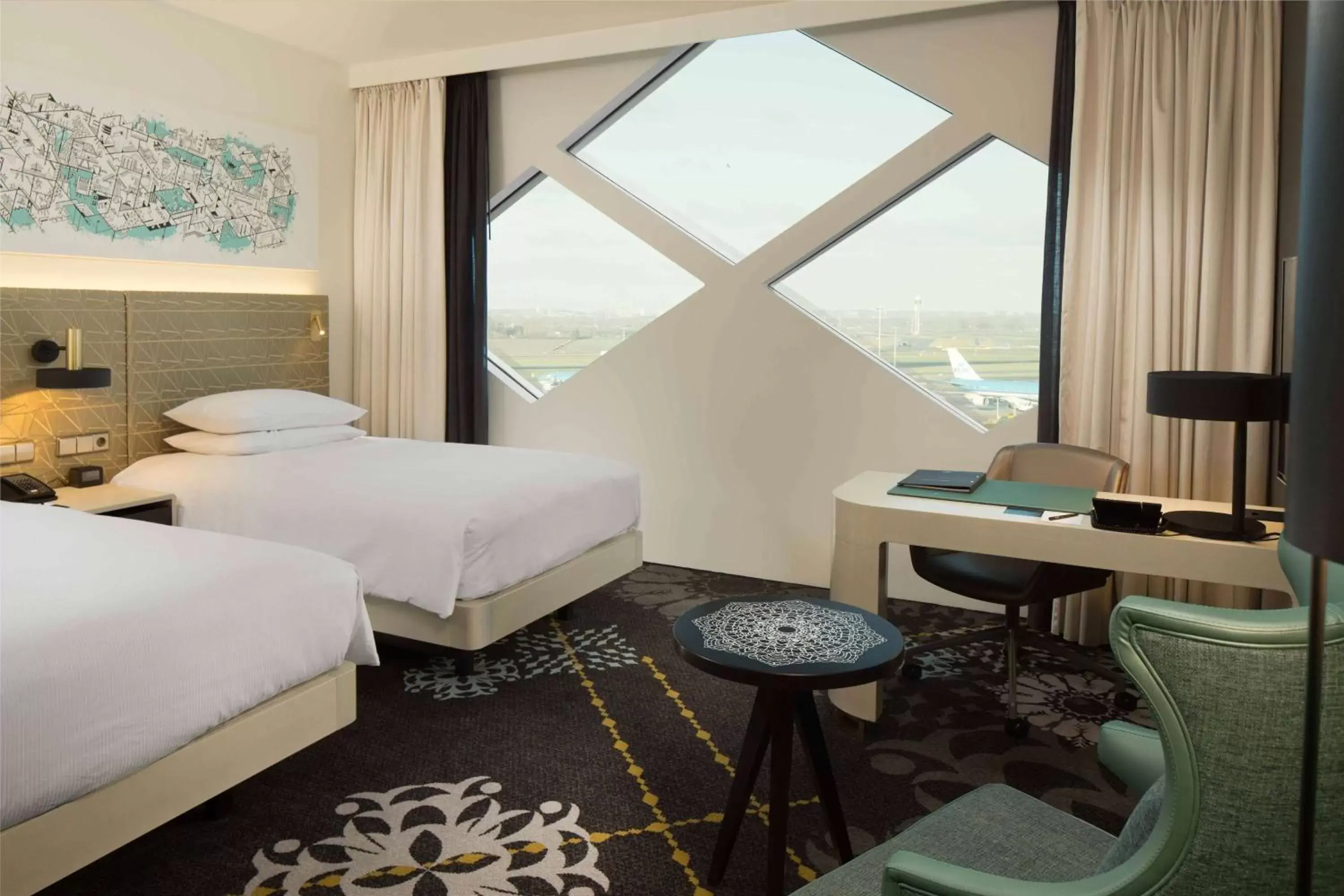 Bed, Mountain View in Hilton Amsterdam Airport Schiphol