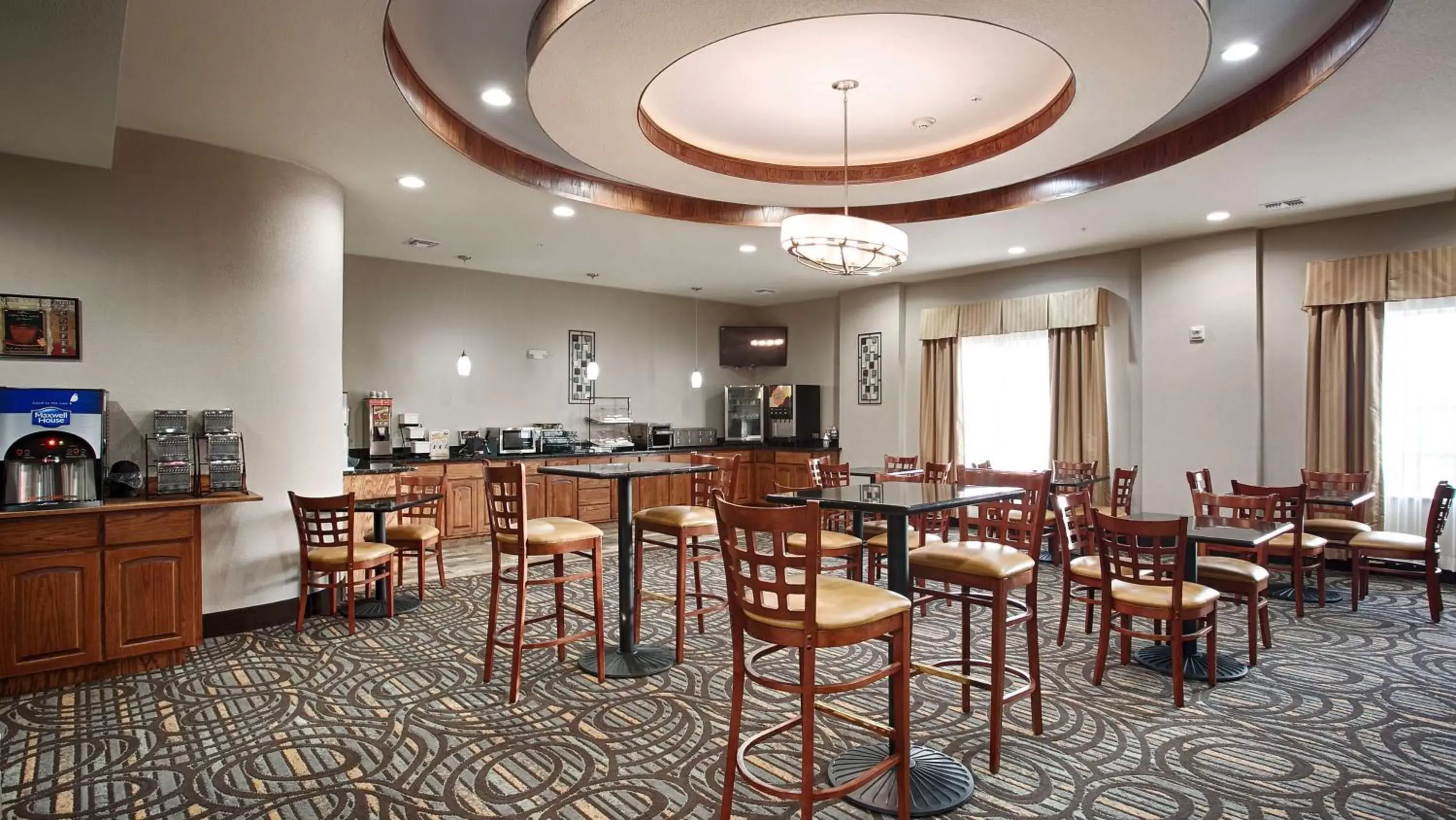 Breakfast, Restaurant/Places to Eat in Best Western Plus Fort Worth Forest Hill Inn & Suites