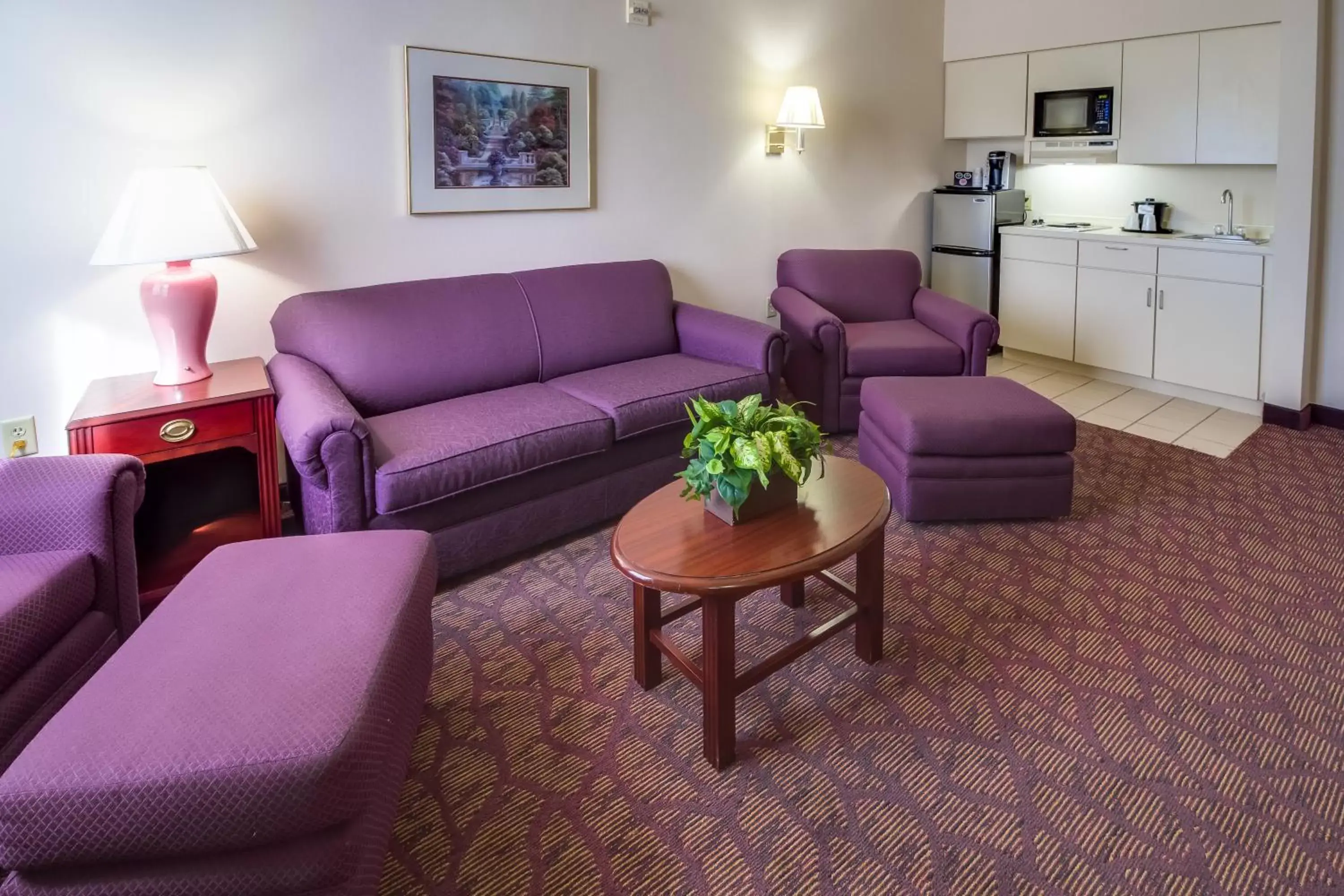 Seating Area in Ashmore Inn Amarillo