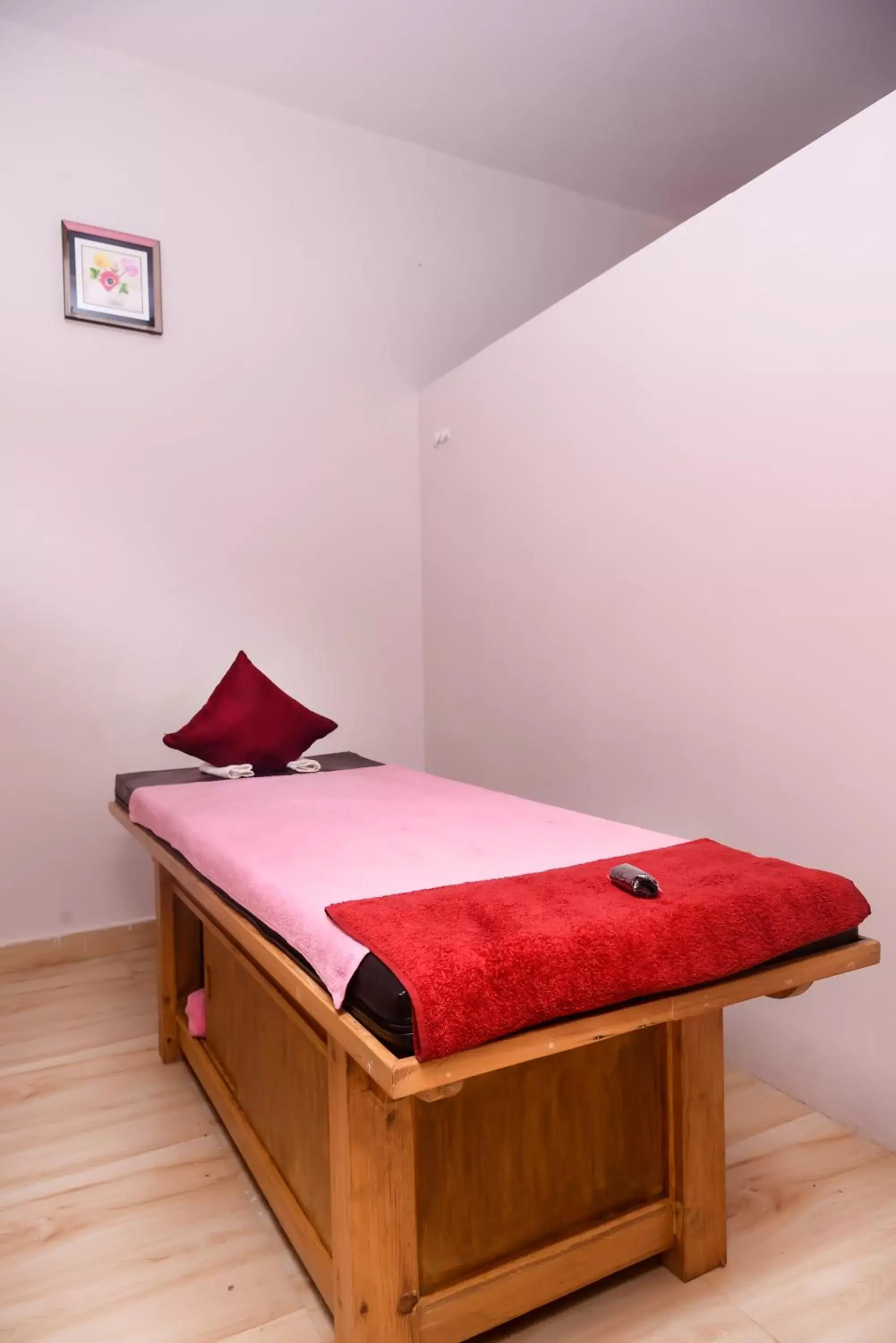 Massage, Bed in Kuti Resort & Spa