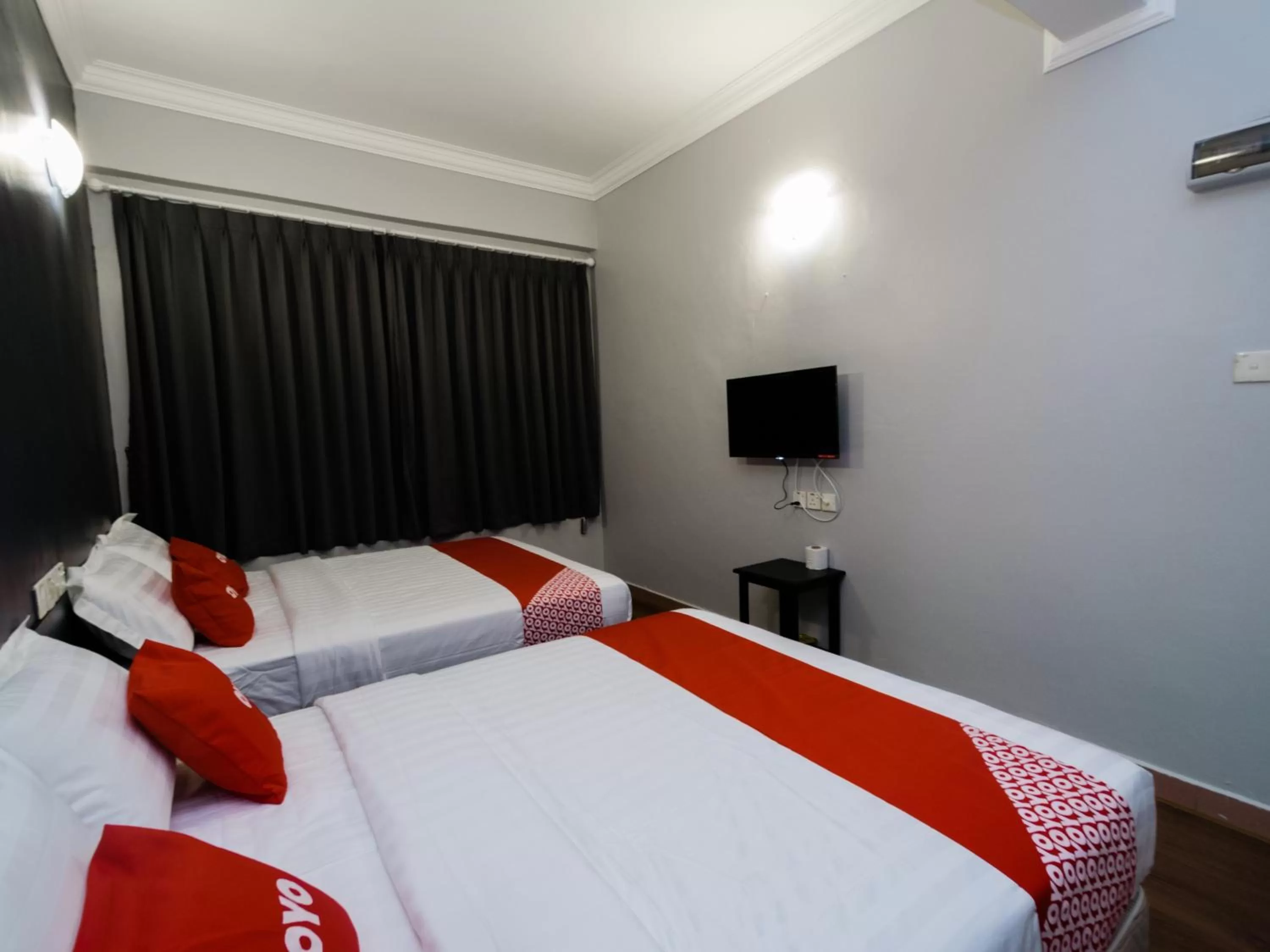 Bedroom, Bed in OYO 89578 Dung Fang Hotel No.1 Sibu