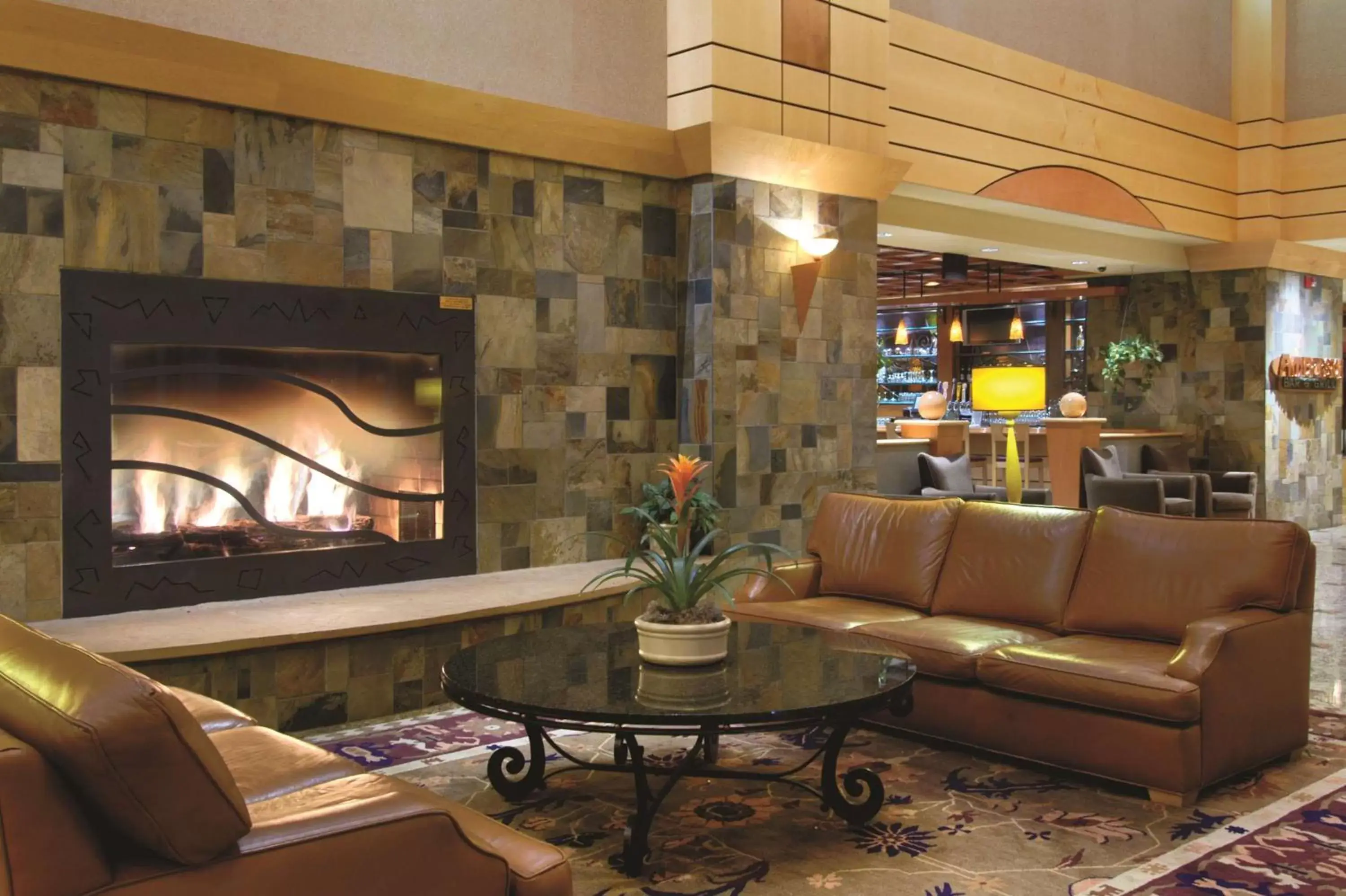 Lobby or reception, Lounge/Bar in DoubleTree by Hilton Denver Central Park