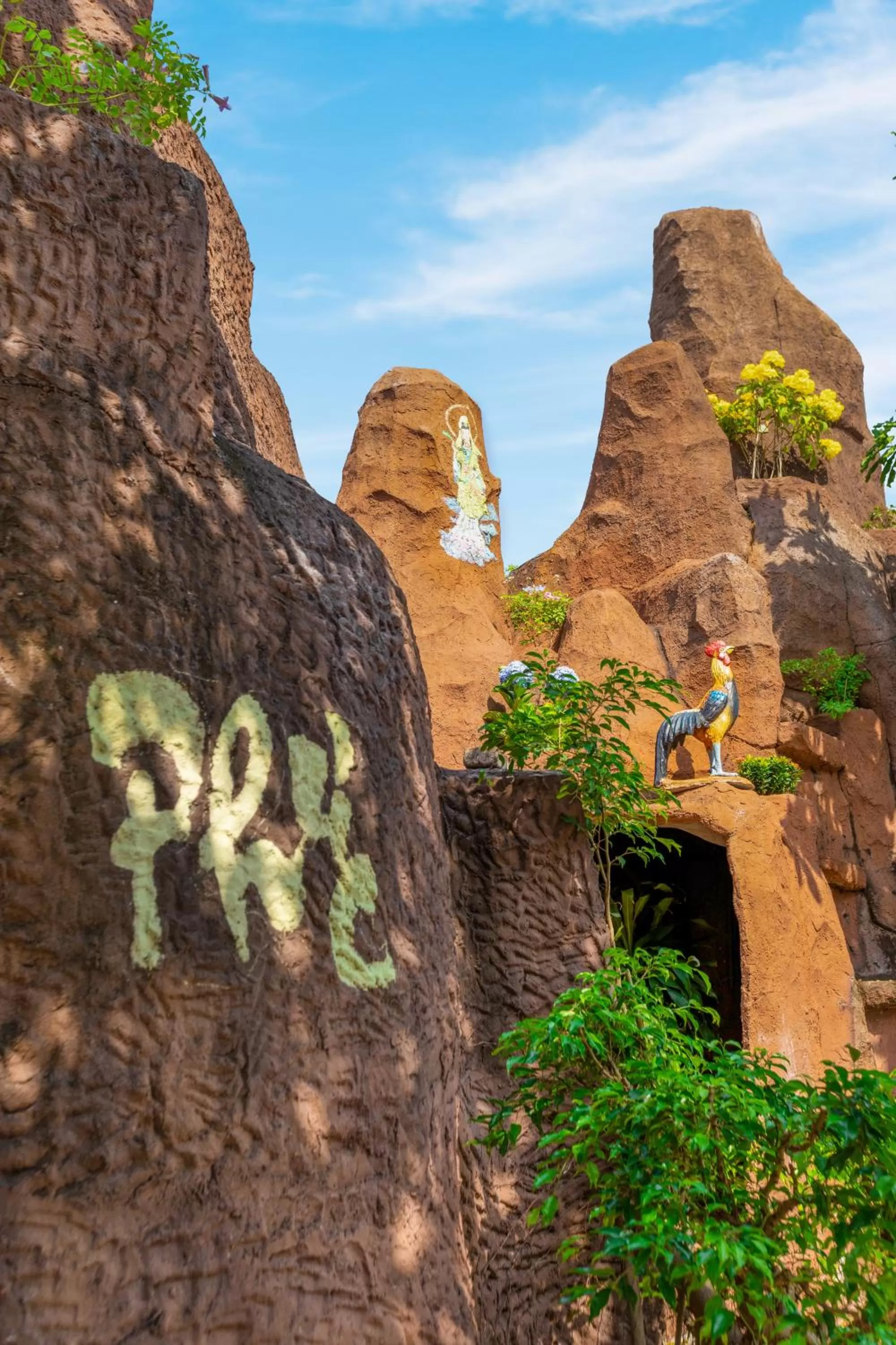 Property building in Caroline Resort