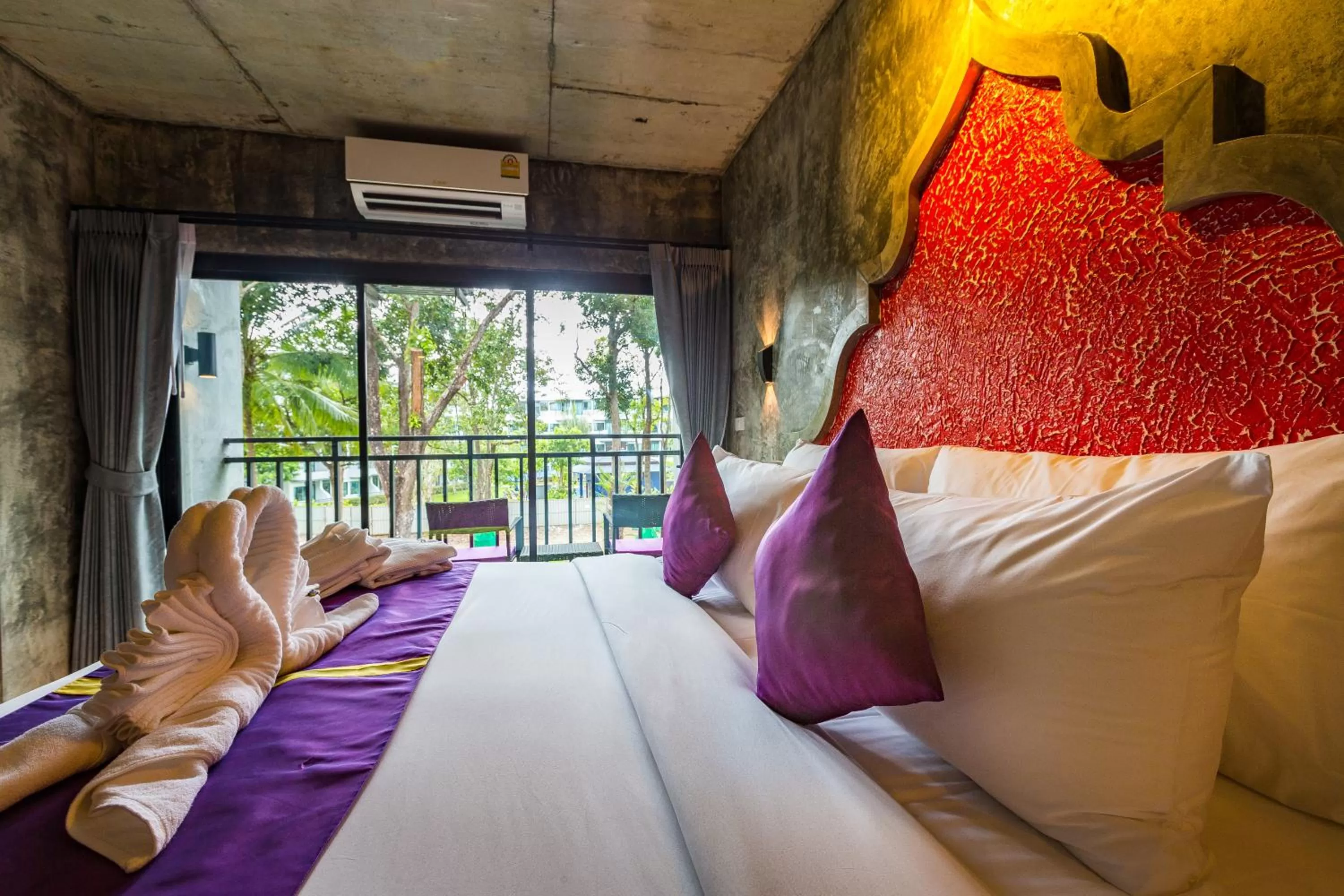 Photo of the whole room, Bed in Maneetel Krabi Beachfront-SHA Plus