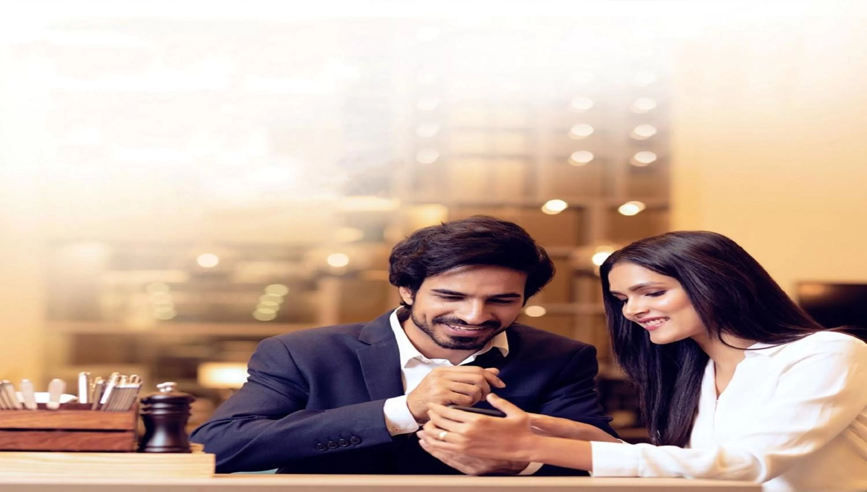 Restaurant/places to eat in Holiday Inn Express Kolkata Airport by IHG