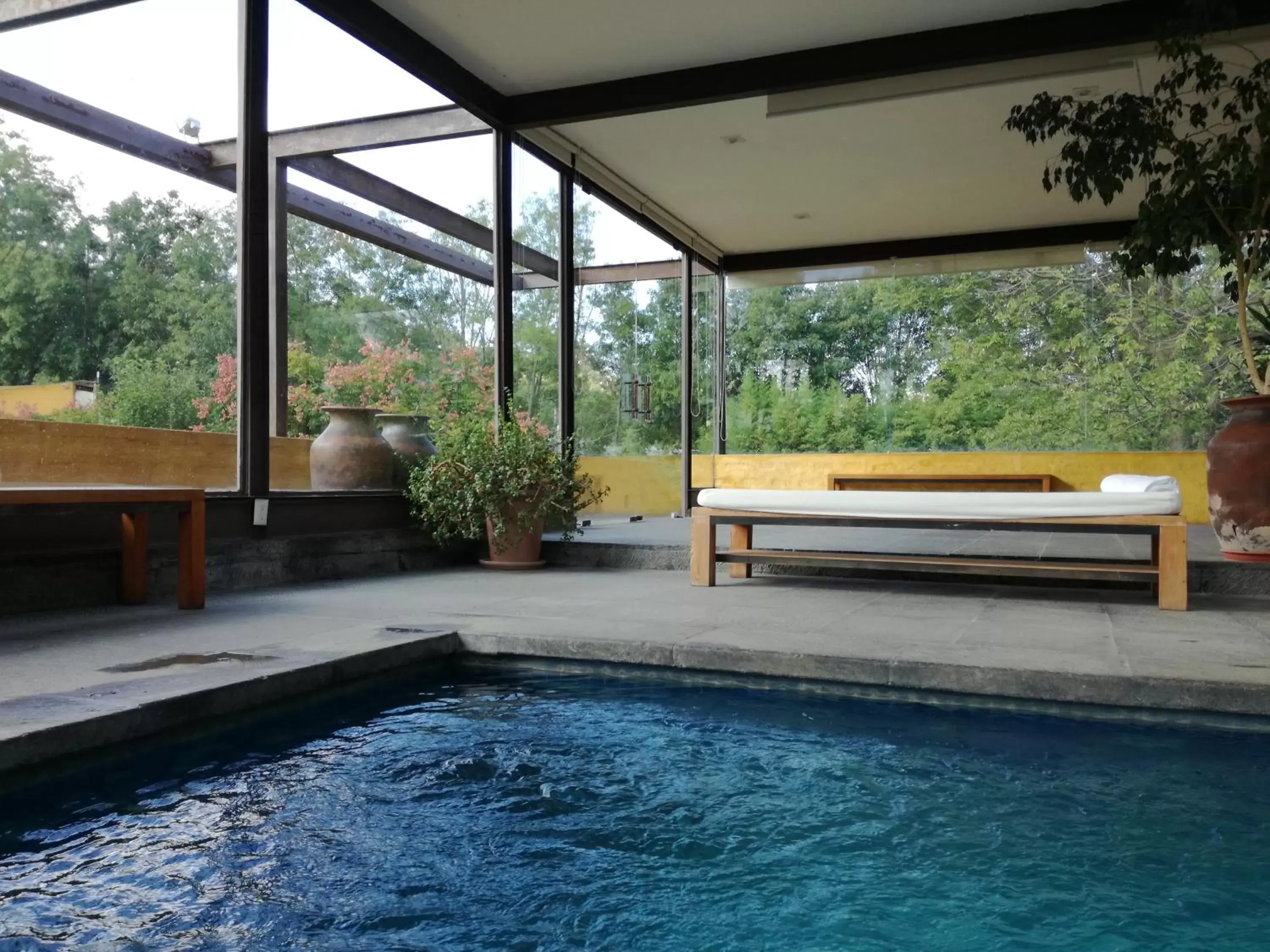 Swimming Pool in Hotel Casa en el Campo