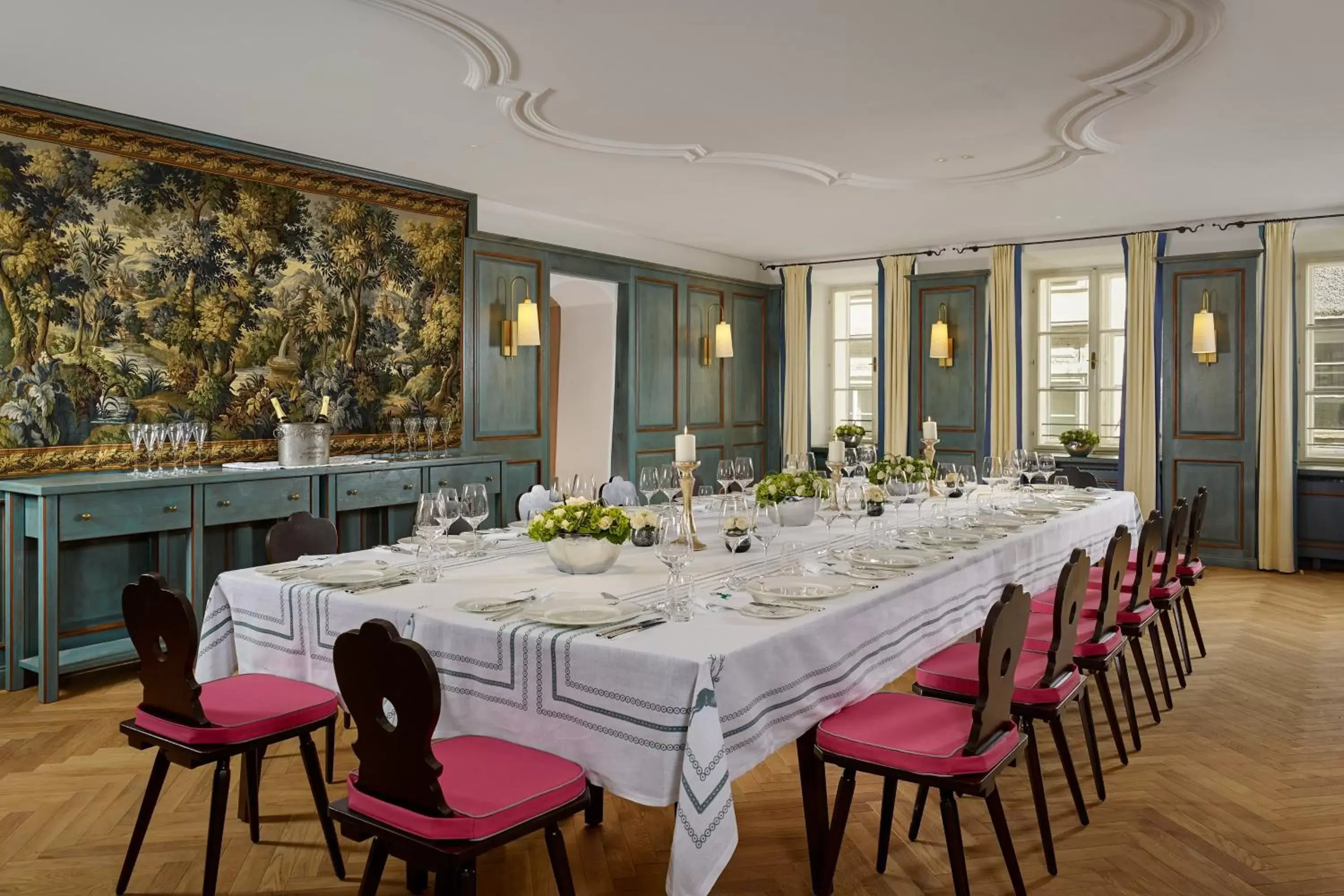 Meeting/conference room, Restaurant/Places to Eat in Hotel Goldener Hirsch, A Luxury Collection Hotel, Salzburg