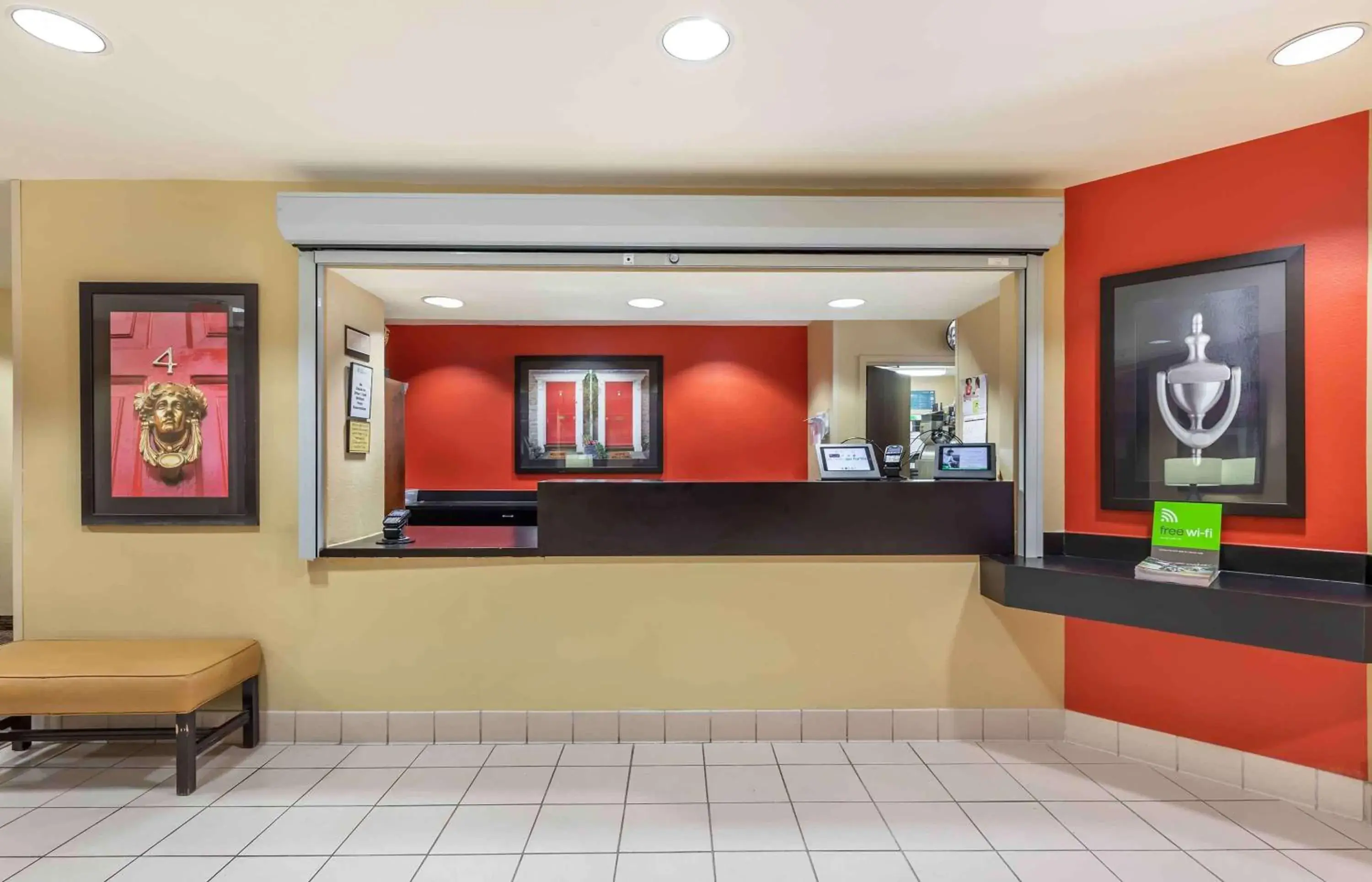 Lobby or reception in Extended Stay America Select Suites - Fayetteville - Springdale Lobby or reception in Extended Stay America Select Suites - Fayetteville - Springdale