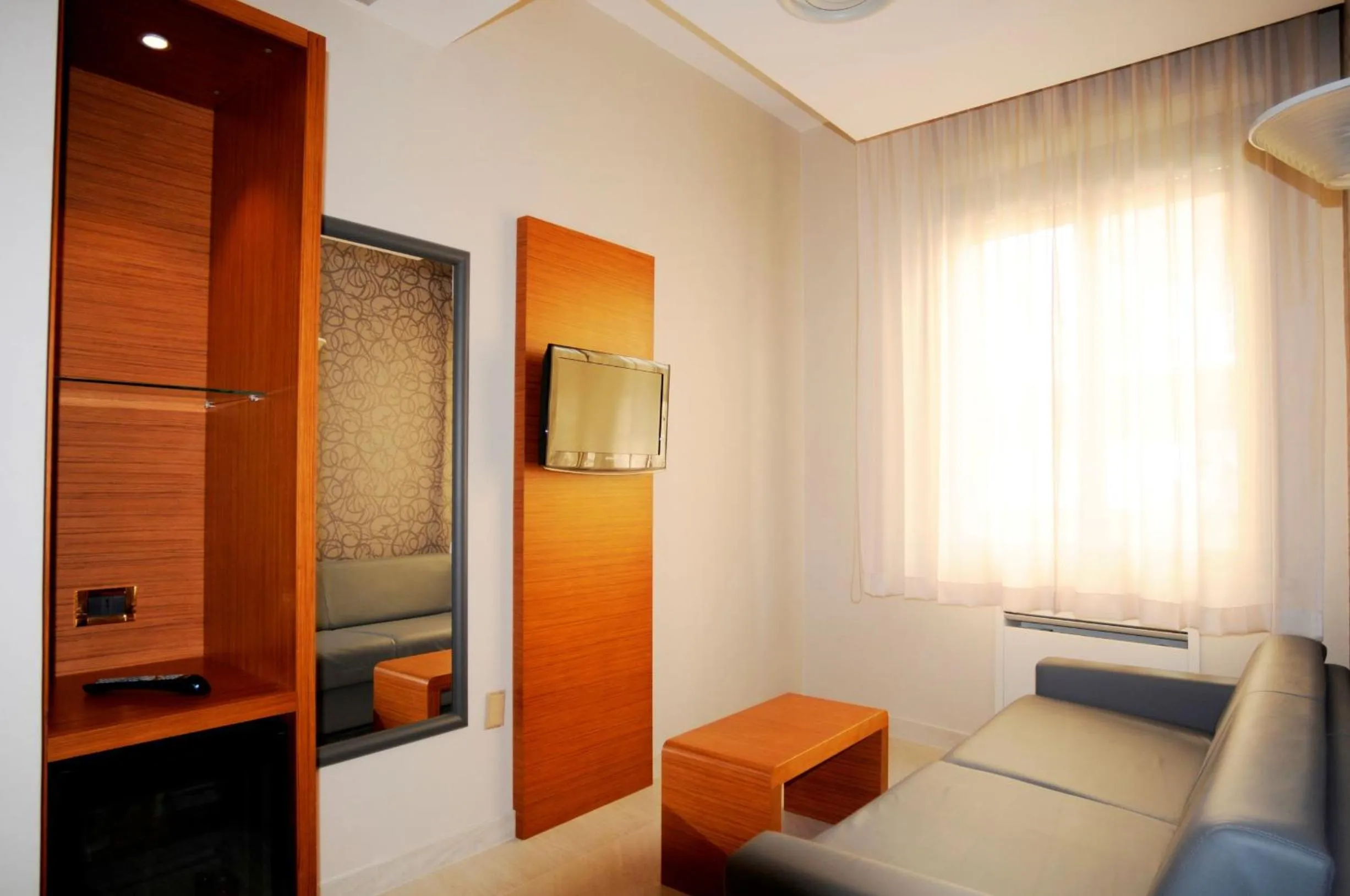 TV and multimedia in Astra Hotel