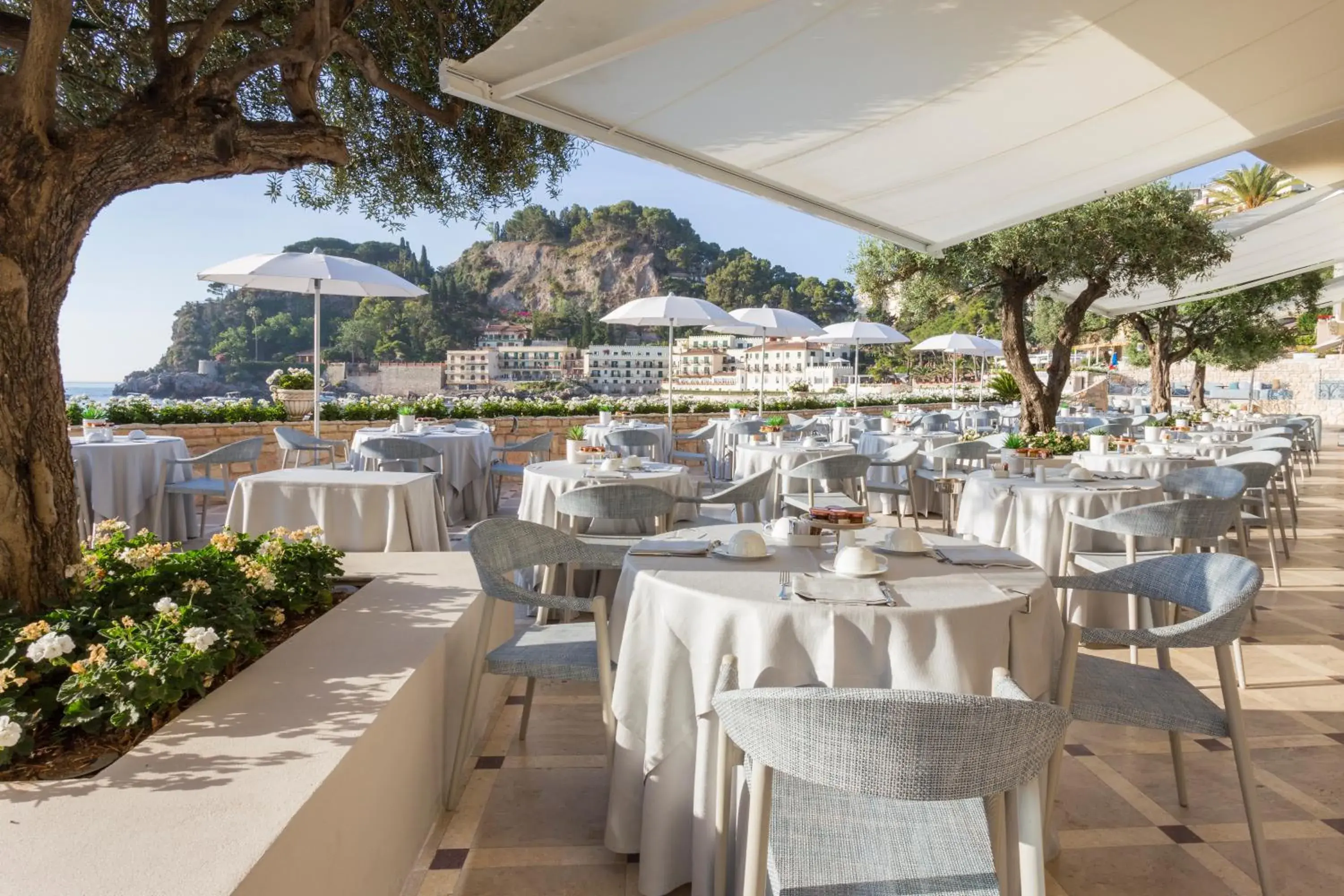 Restaurant/Places to Eat in Grand Hotel Mazzaro Sea Palace