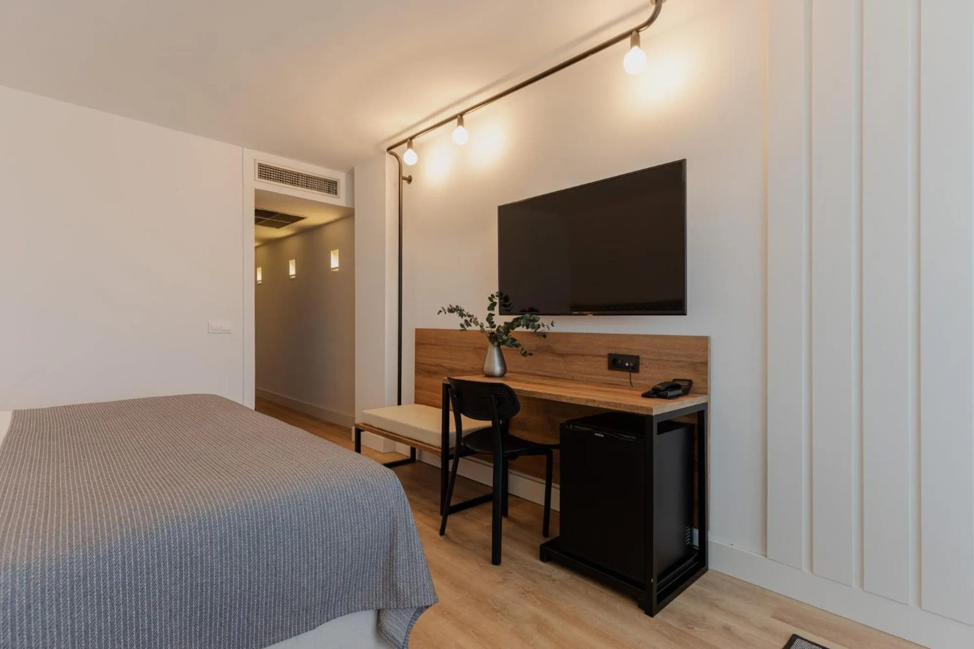 Seating area, Bed in Magnolia Hotel - Adults Only