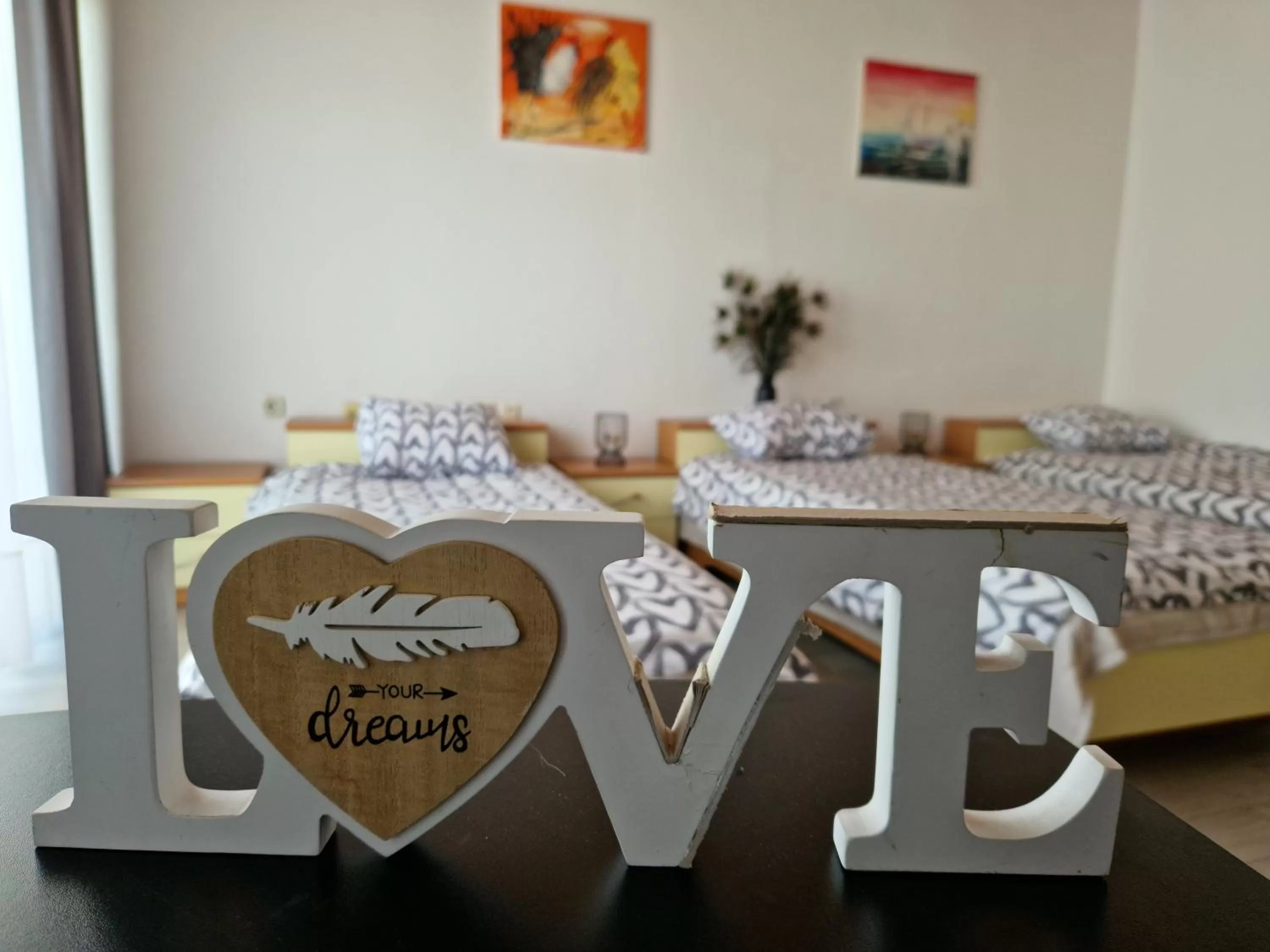 Bed in Motel "Tri lovca"