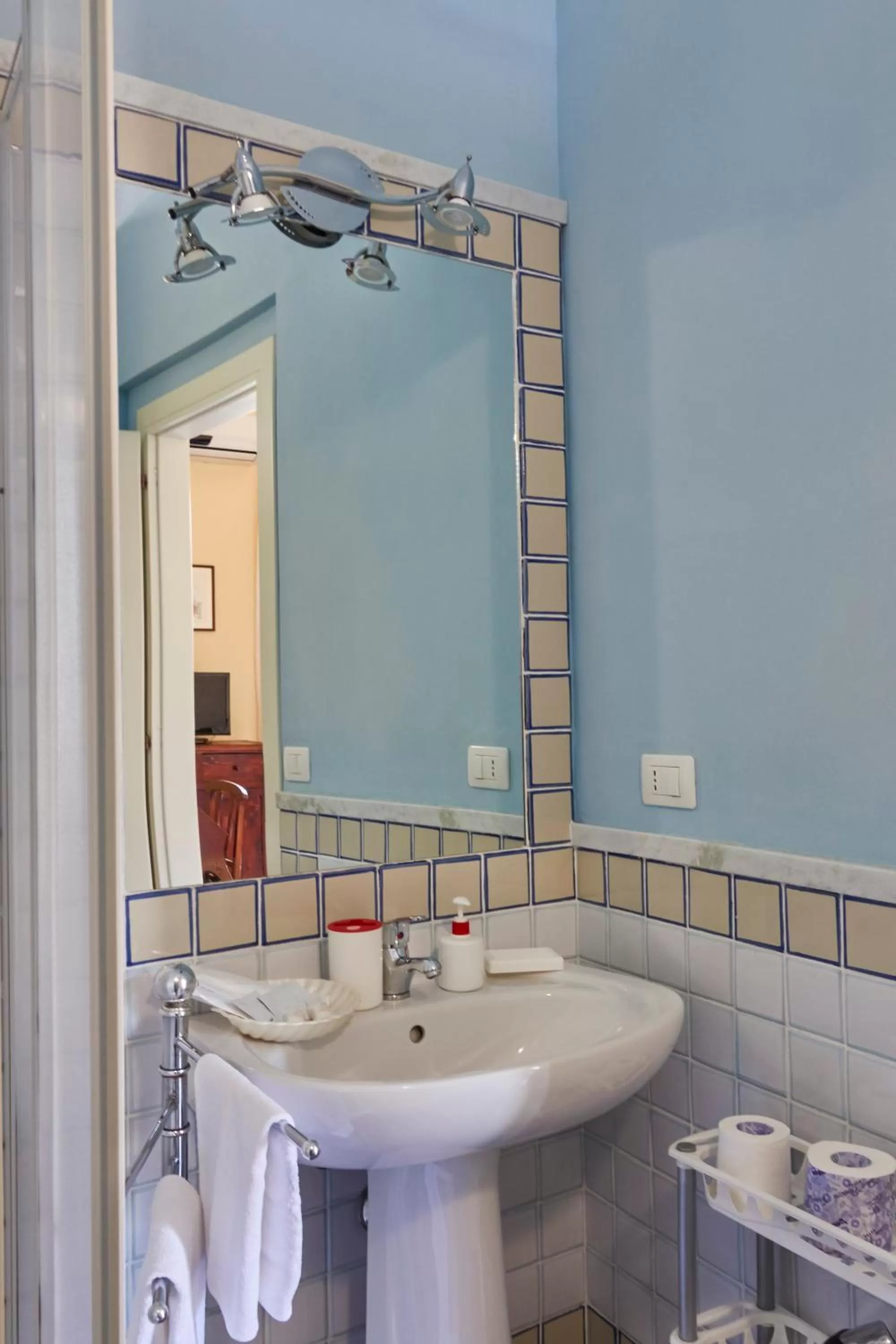 Bathroom in Alloggio della Posta Vecchia