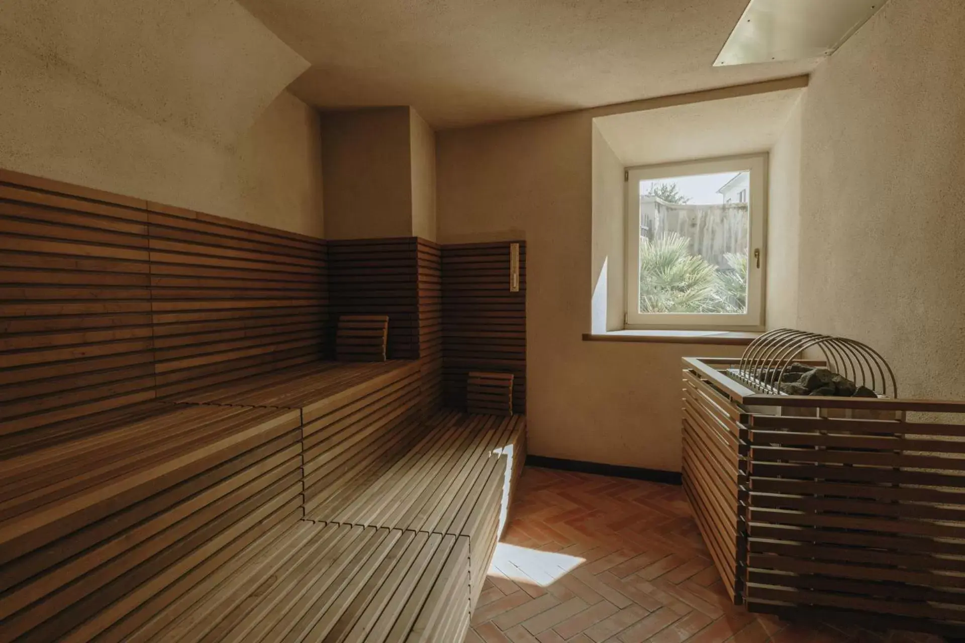 Spa and wellness centre/facilities in Parkhotel Mondschein, a Member of Design Hotels Spa and wellness centre/facilities in Parkhotel Mondschein, a Member of Design Hotels