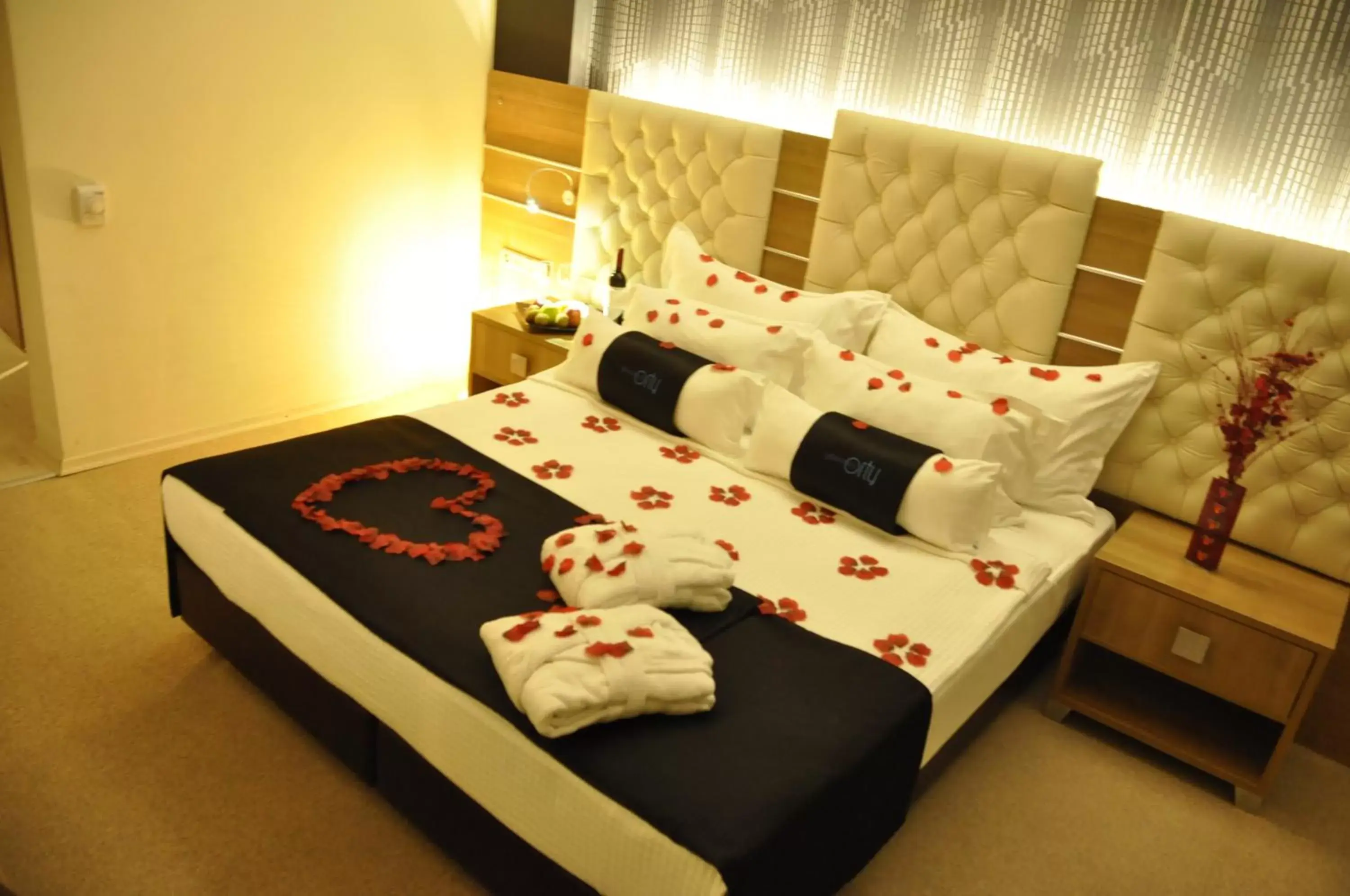 Bedroom, Bed in Orty Airport Hotel