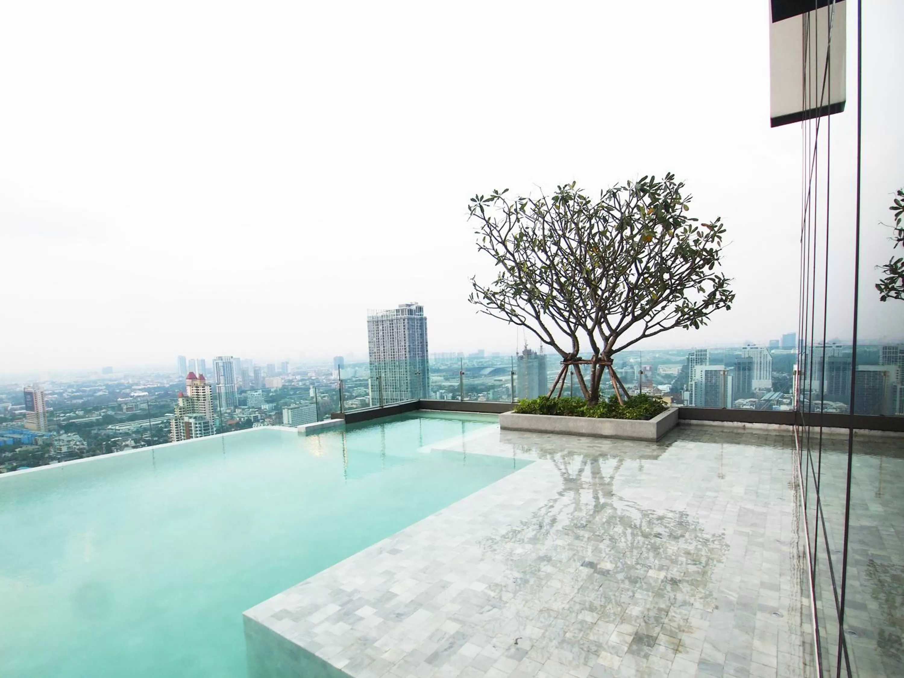 Swimming pool in The Quarter Ari by UHG