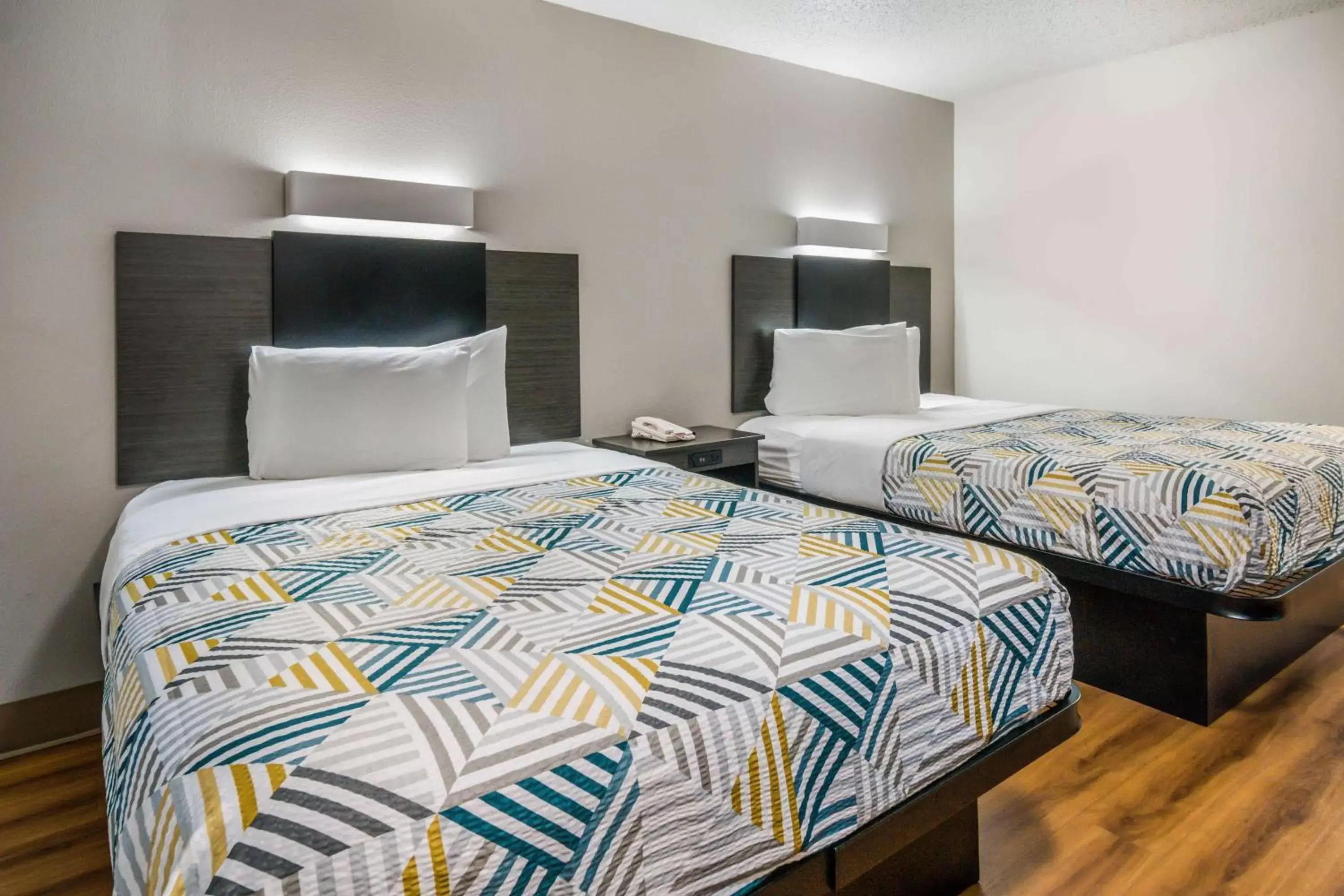 Photo of the whole room, Bed in Motel 6-Irving, TX - Dallas Photo of the whole room, Bed in Motel 6-Irving, TX - Dallas