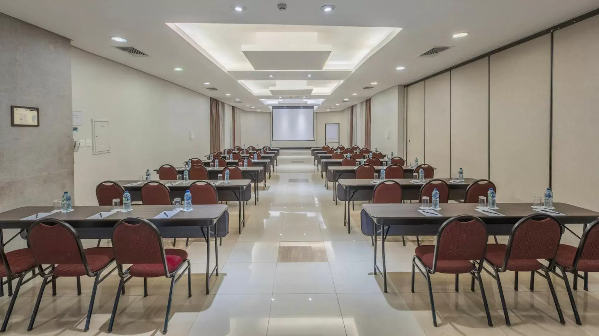 Meeting/conference room in Hotel Deville Prime Cuiabá