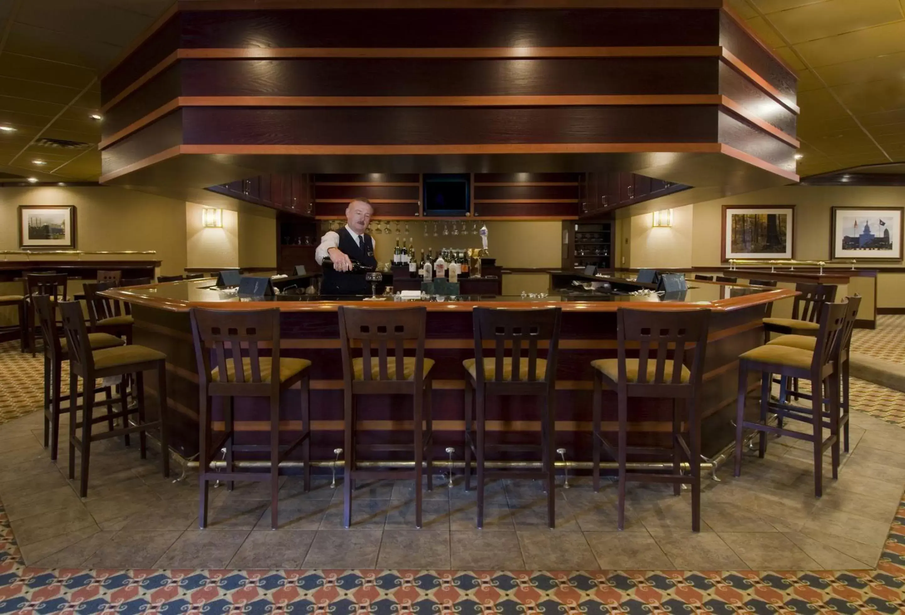 Lounge or bar, Lounge/Bar in DoubleTree by Hilton Lansing