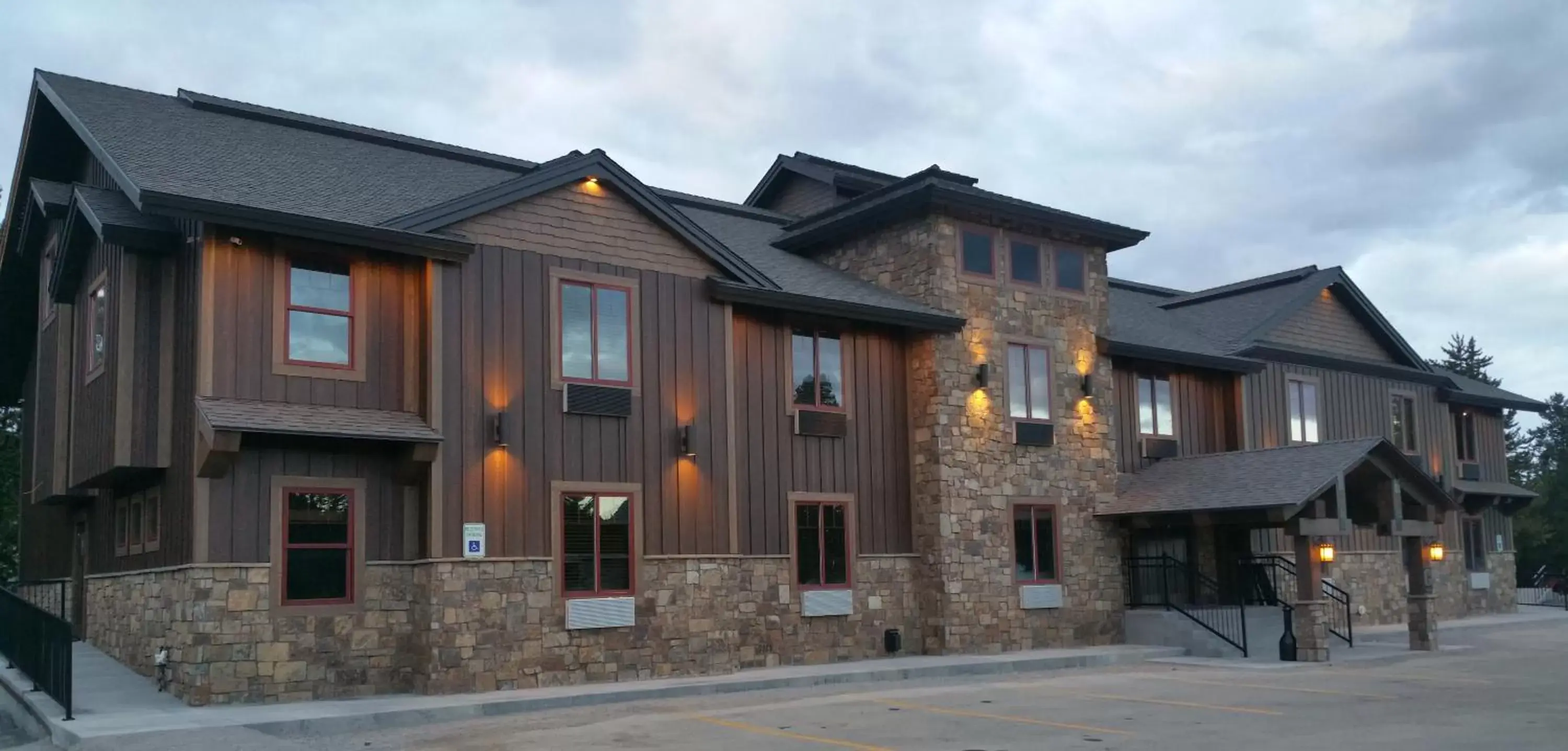 Facade/entrance, Property Building in Sawtelle Mountain Resort