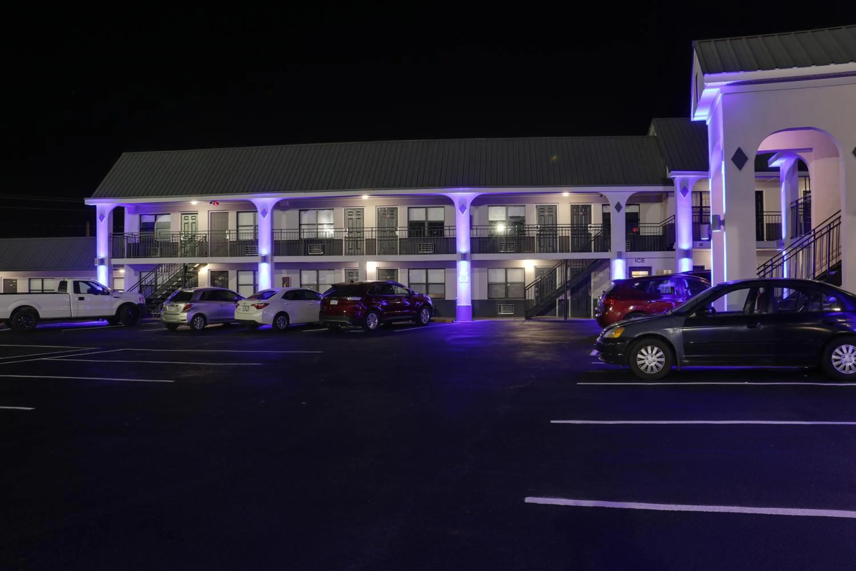 Property building in Travelodge by Wyndham Calhoun South I-75