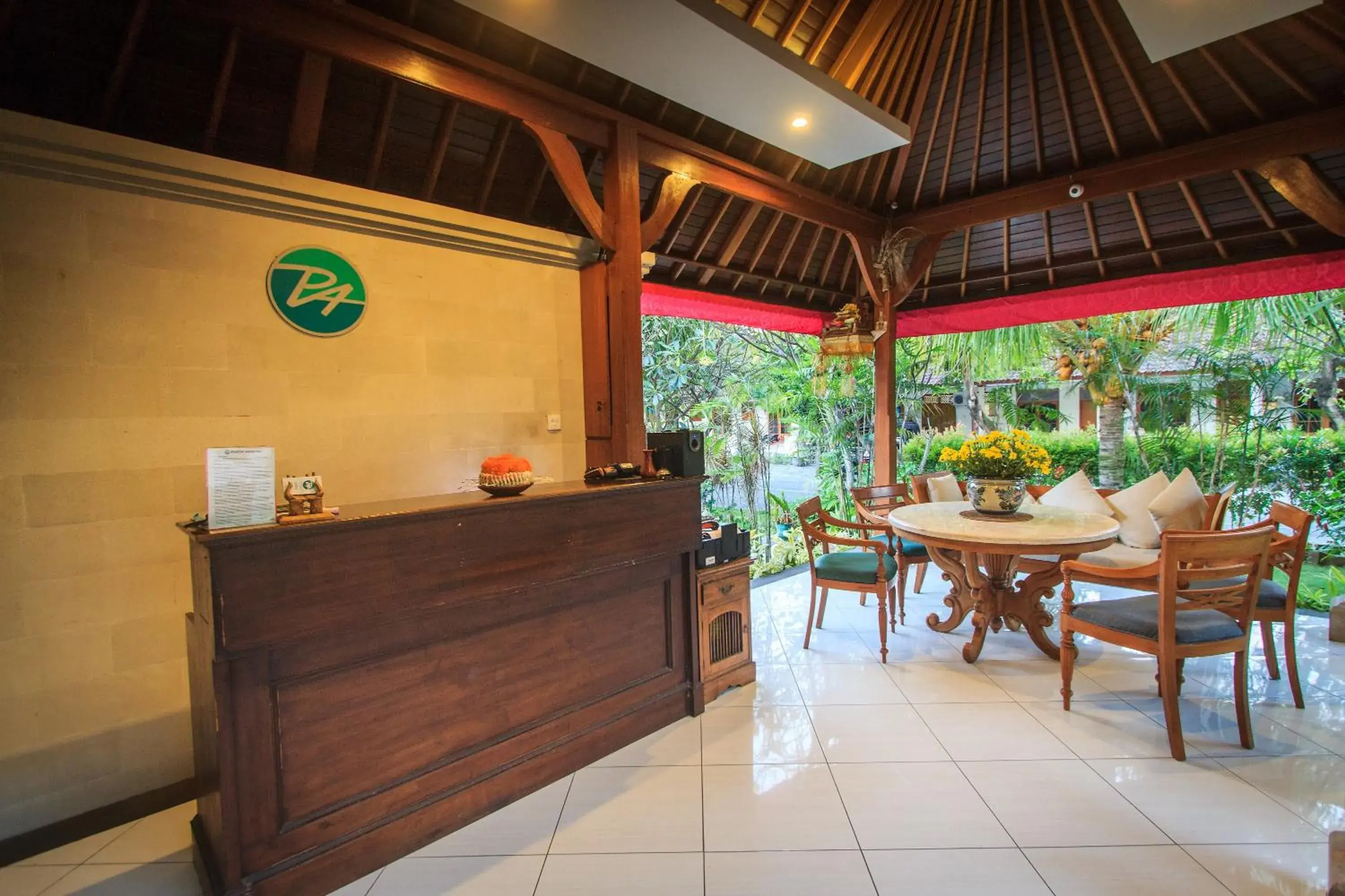 Lobby or reception in Pondok Anyar Hotel