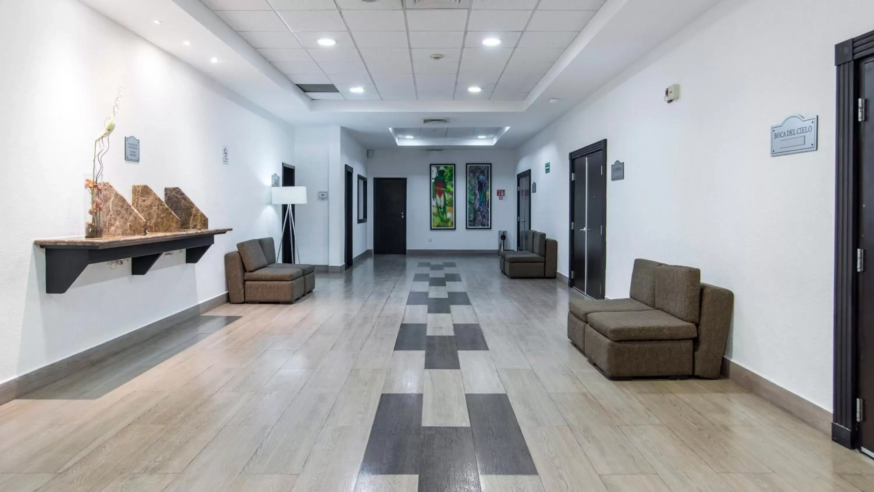 Lobby or reception in Holiday Inn Tuxtla Gutierrez, an IHG Hotel