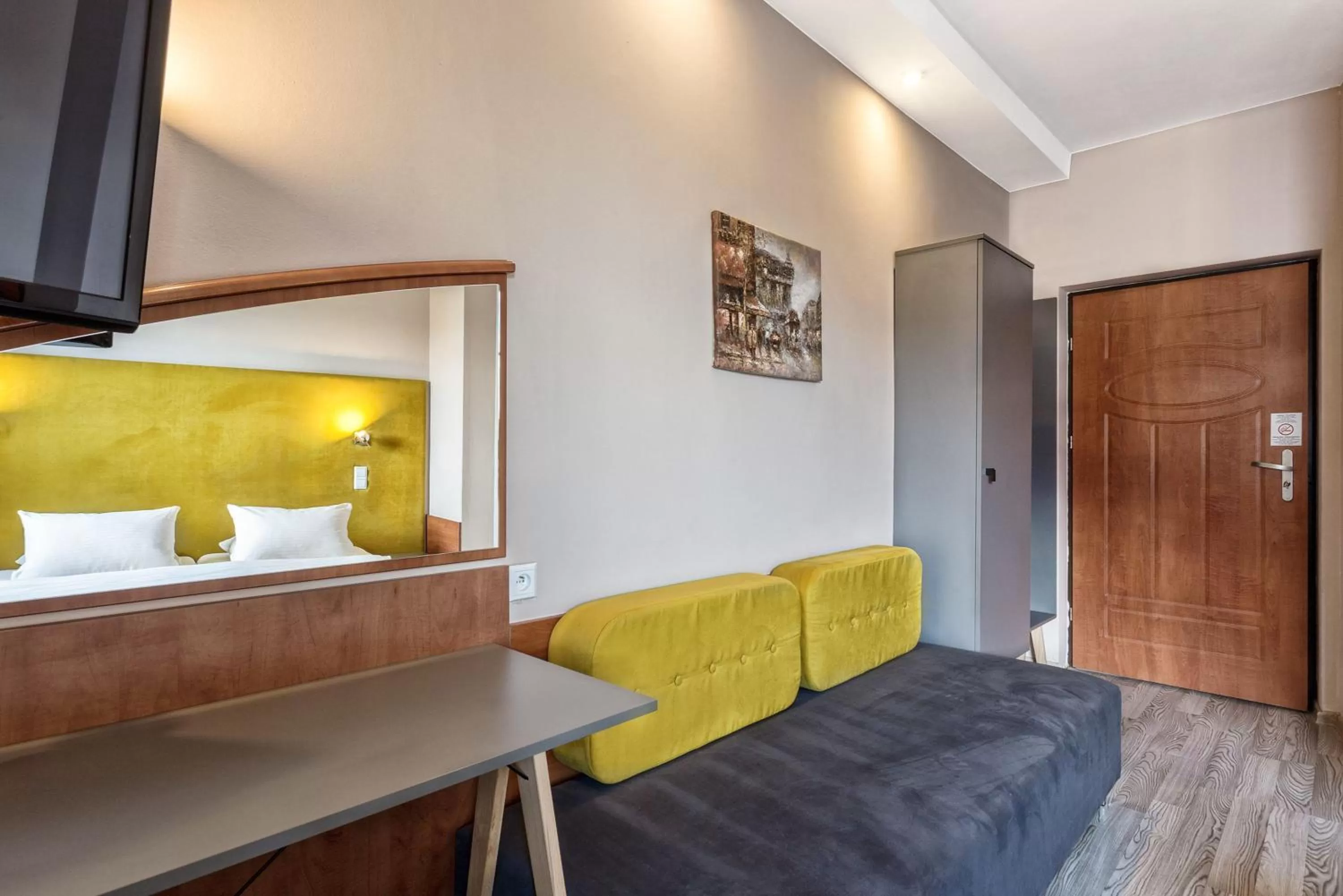 Photo of the whole room in Hotel Kaliski