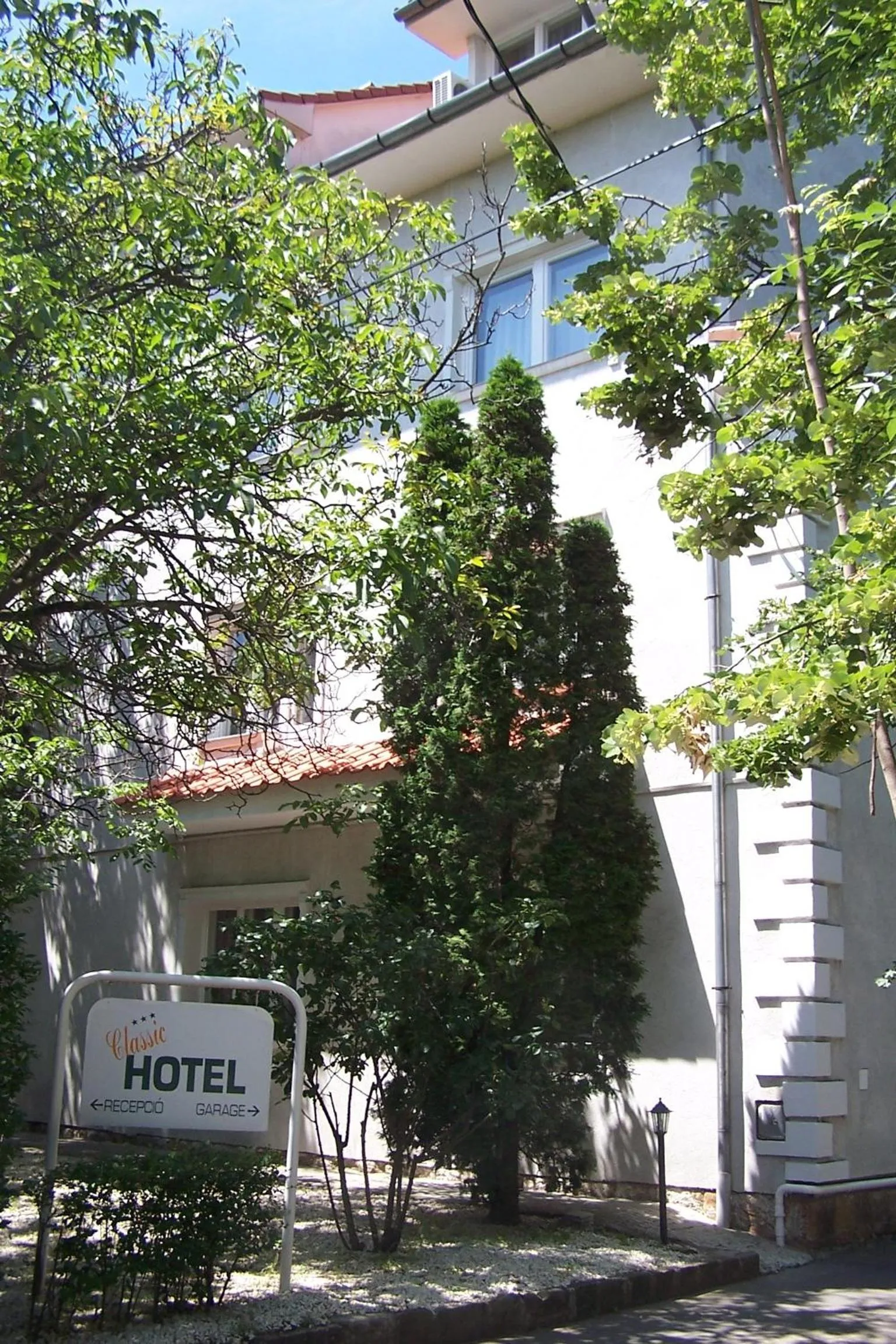 Decorative detail in Classic Hotel