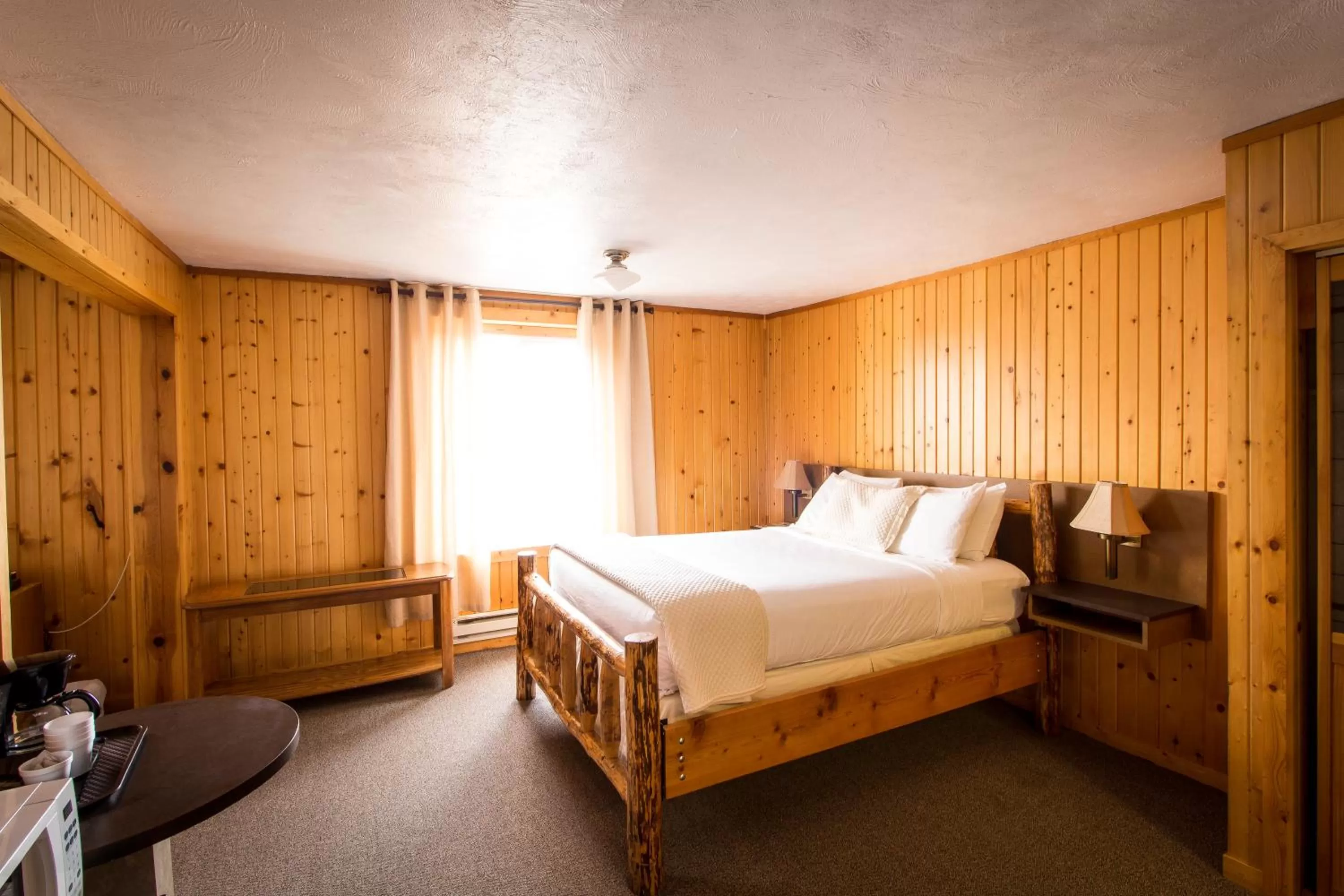 Bed in Colter's Lodge