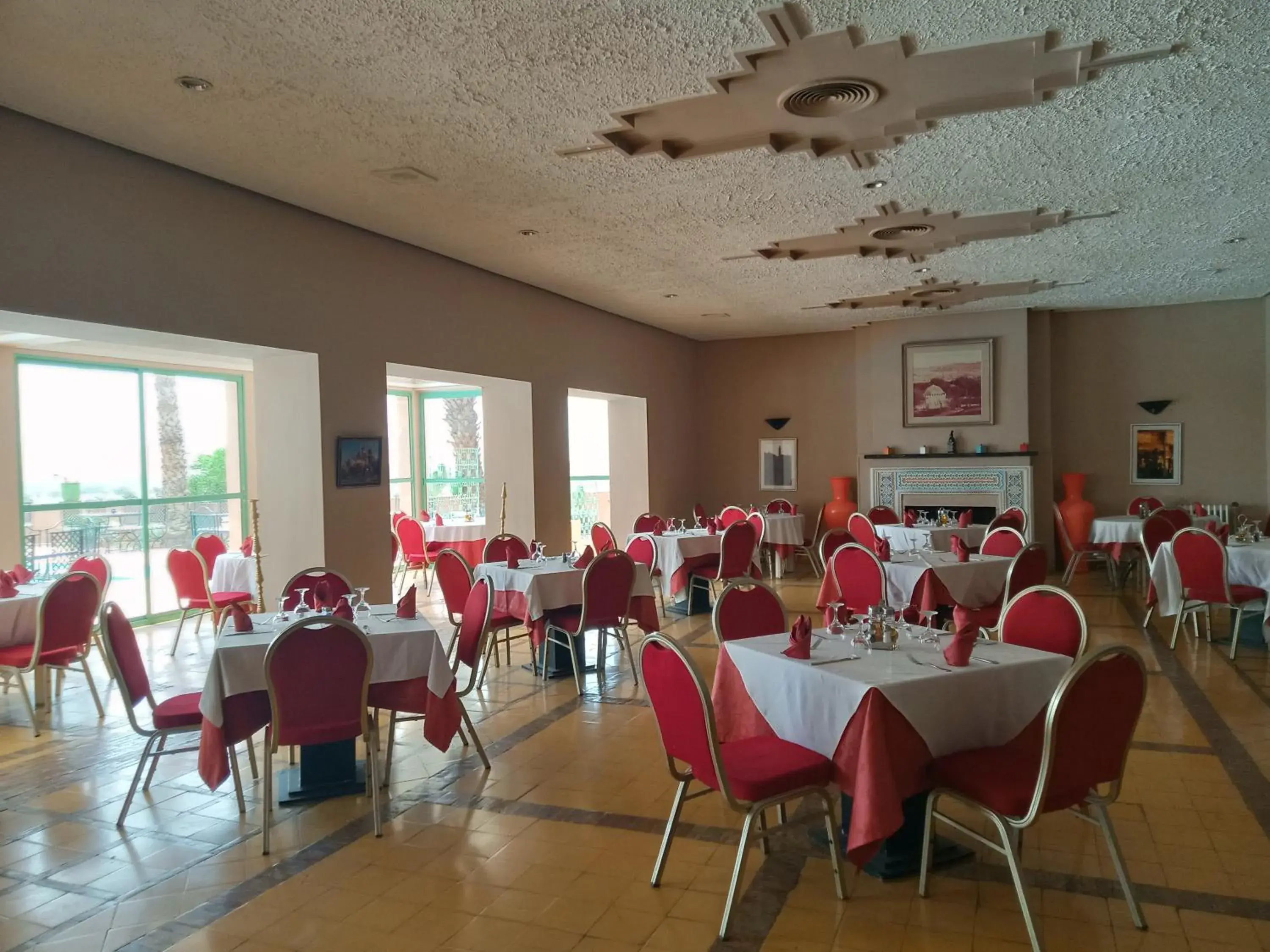 Restaurant/Places to Eat in Kenzi Azghor Hotel