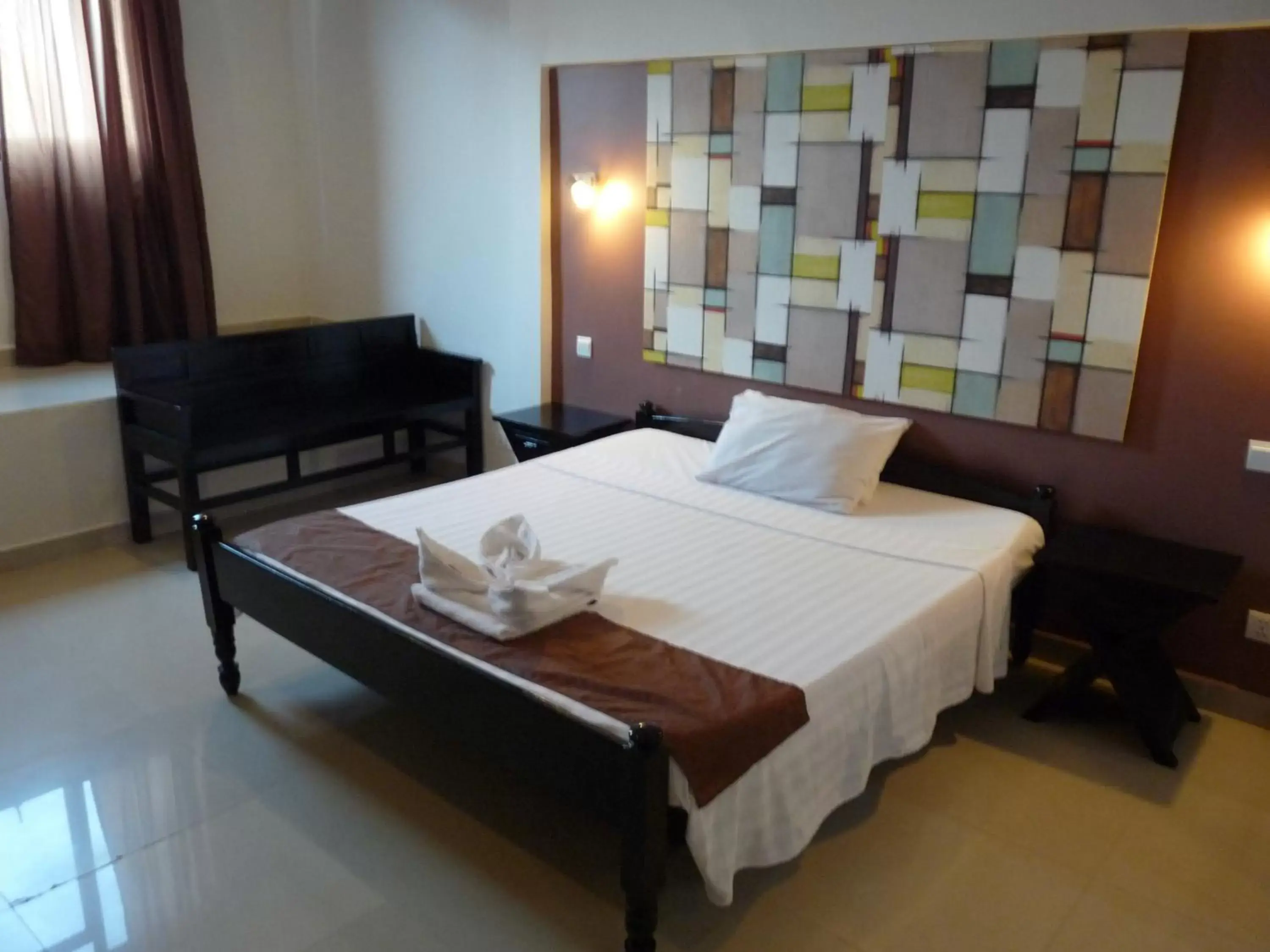 Bedroom, Bed in Angkor International Hotel