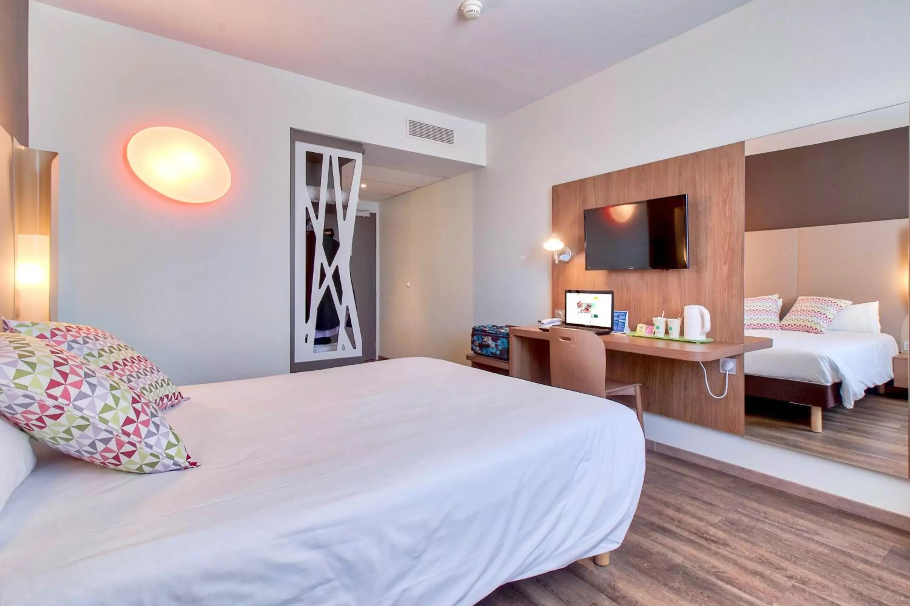 Bed in Campanile Saint Jean de Luz Bed in Campanile Saint Jean de Luz