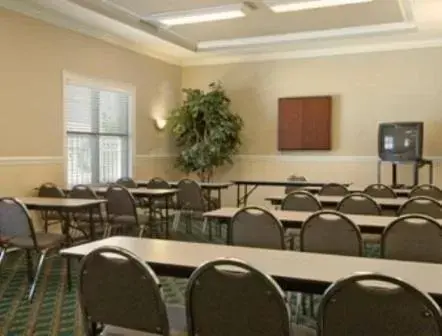 Banquet/Function facilities in Days Inn by Wyndham Paducah