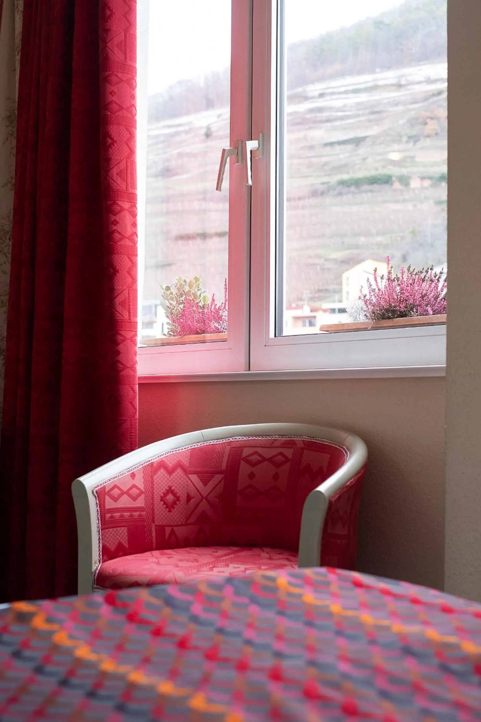 Bed in The Originals City Hotel de l Ange Guebwiller