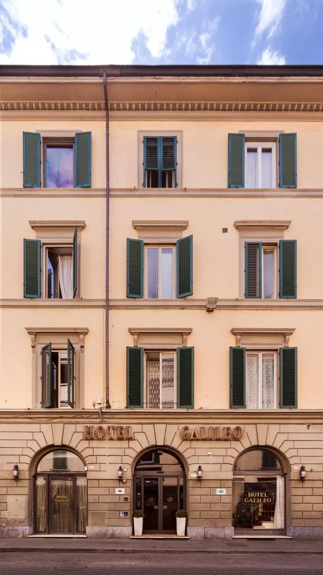Facade/entrance, Property Building in Hotel Galileo