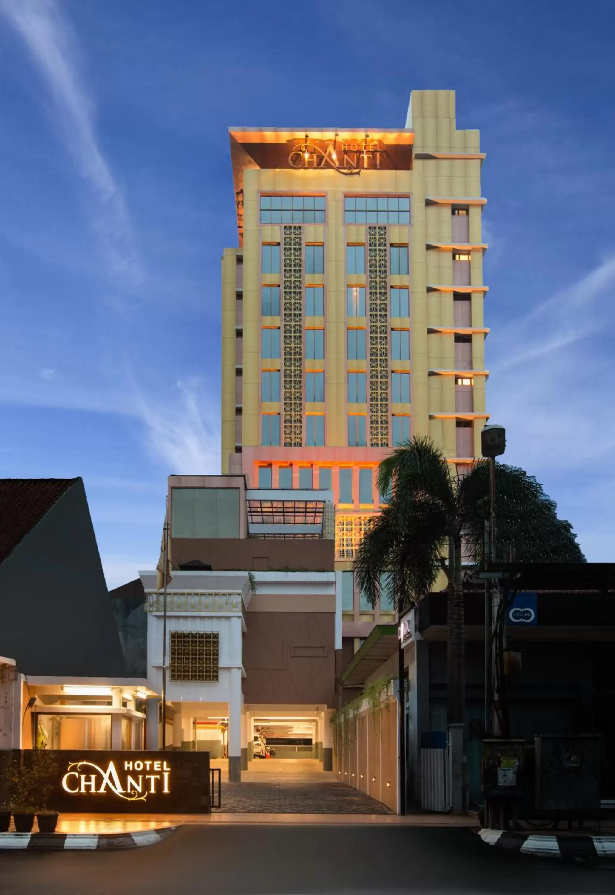 Facade/entrance in Hotel Chanti Managed by TENTREM Hotel Management Indonesia Facade/entrance in Hotel Chanti Managed by TENTREM Hotel Management Indonesia