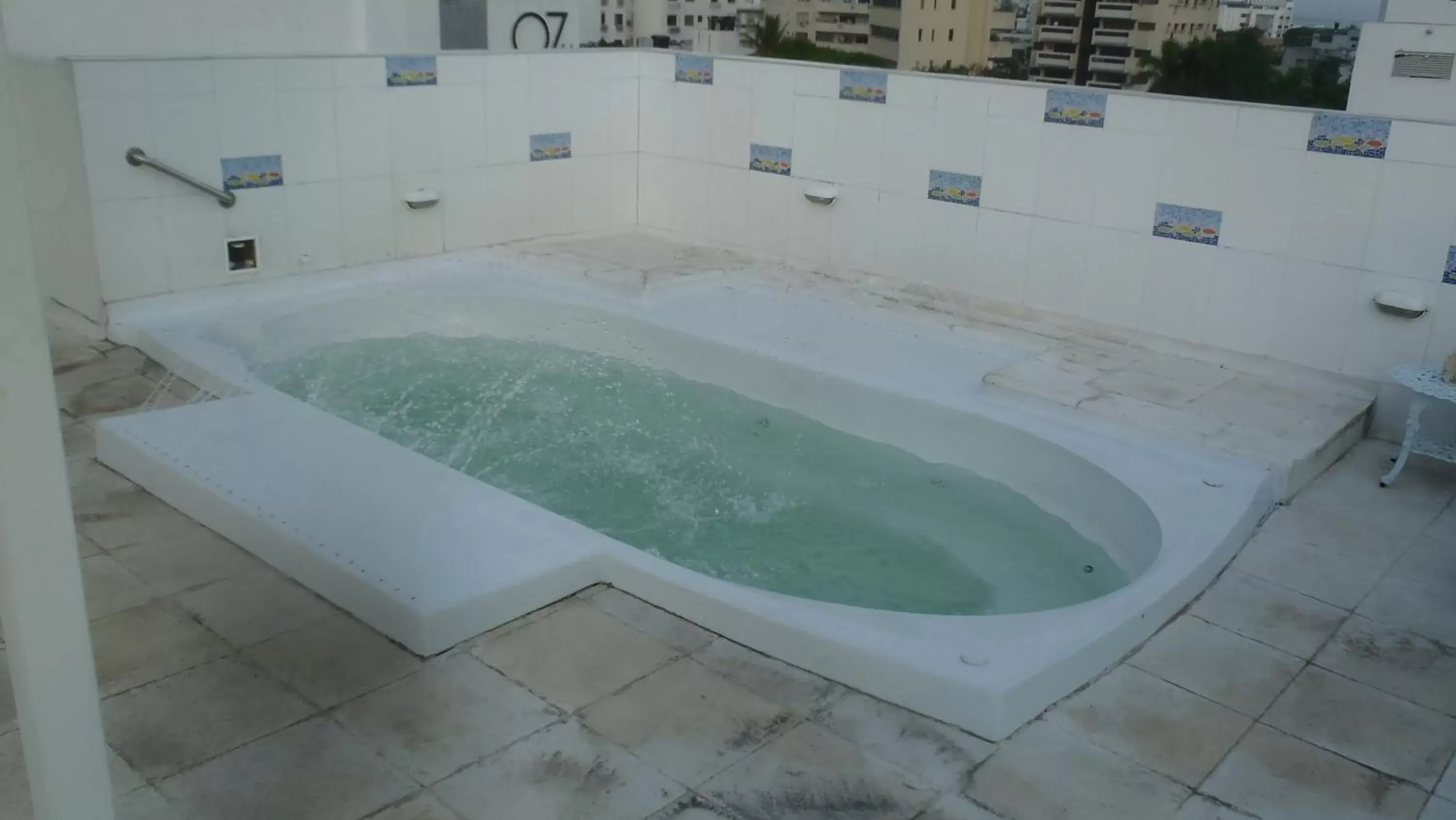 Hot Tub in Coral Reef Hotel