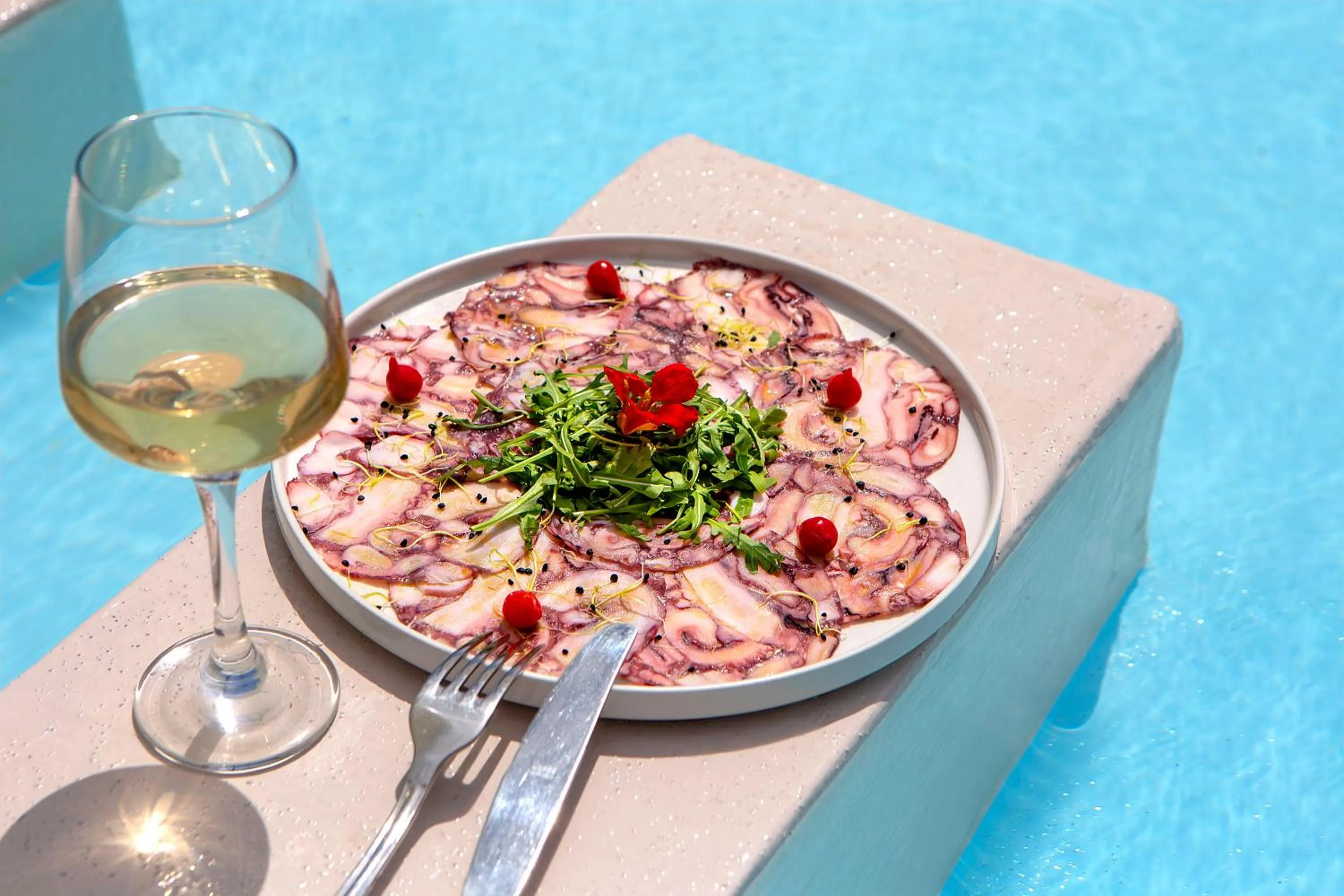 Swimming pool in Wyndham Grand Crete Mirabello Bay