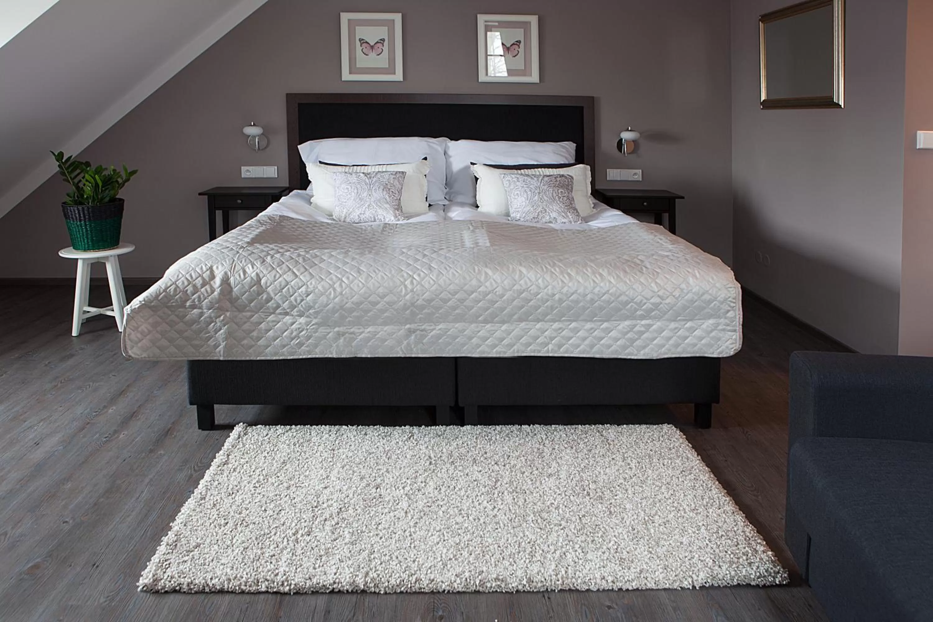 Bedroom, Bed in Hotel Koruna