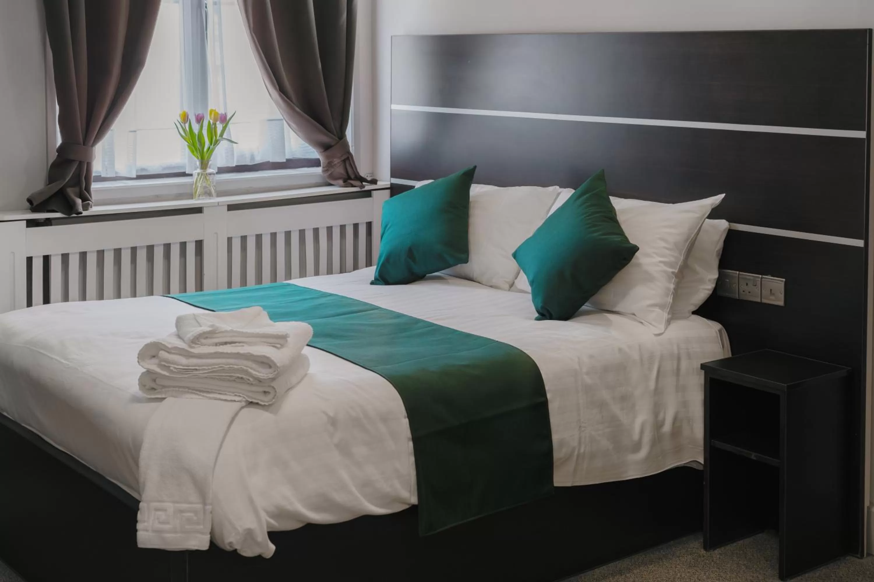 Bed in Best Western Ebbw Vale