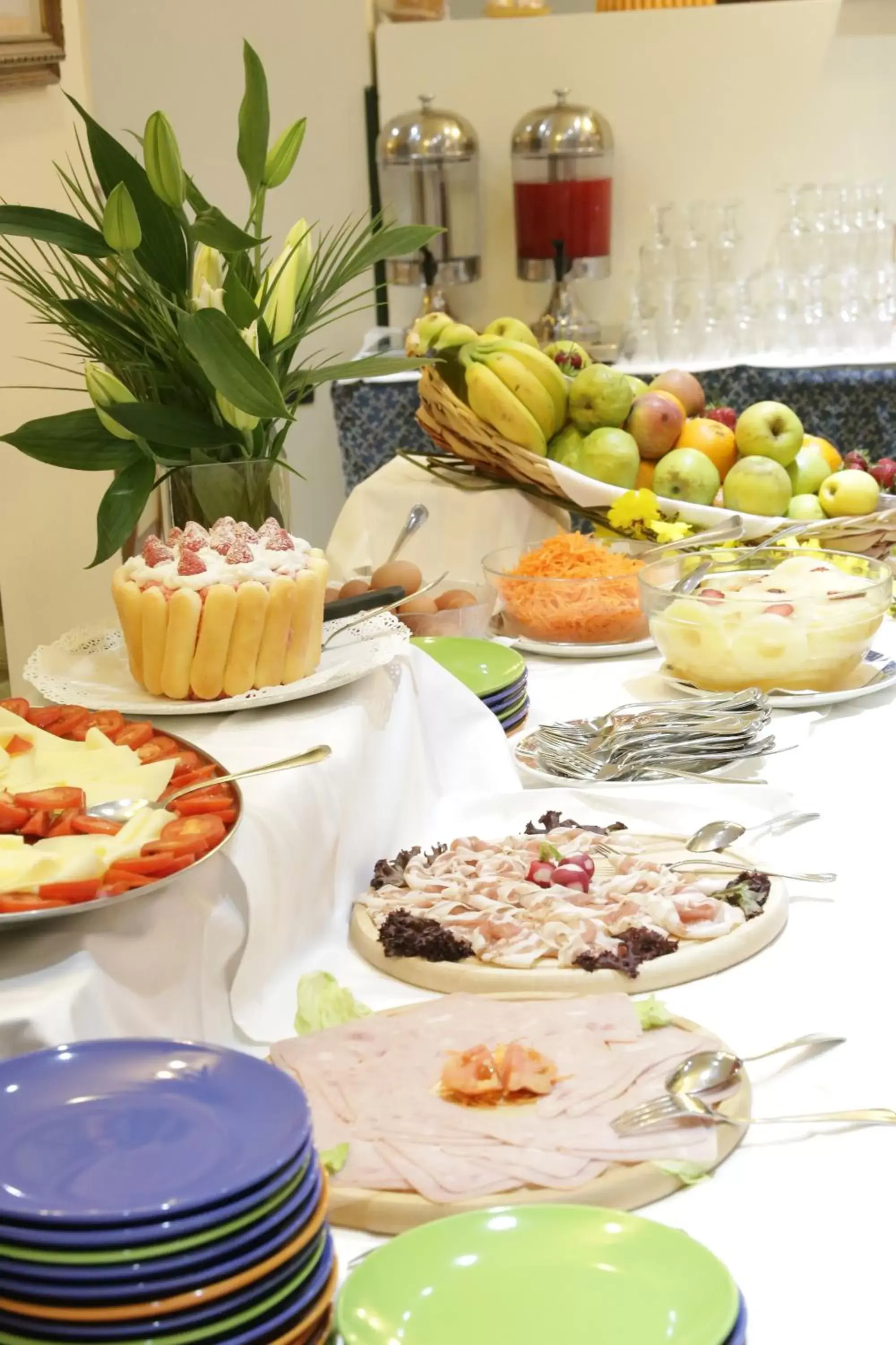 Restaurant/places to eat, Food in Hotel Nuovo Savi