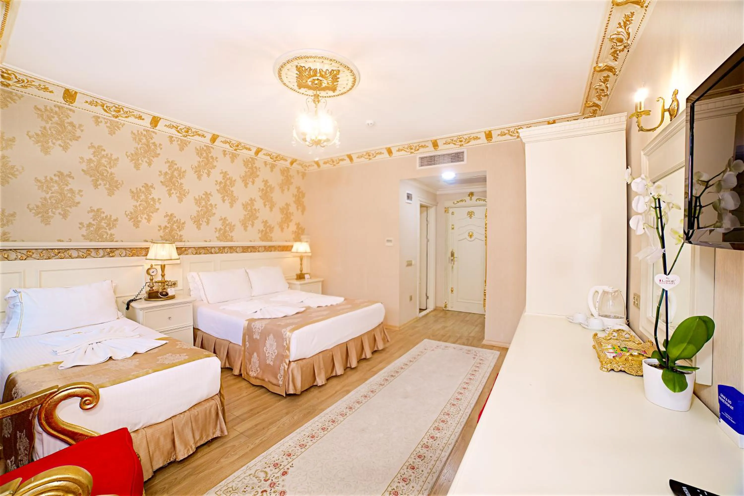 Massage, Bed in White House Hotel Istanbul