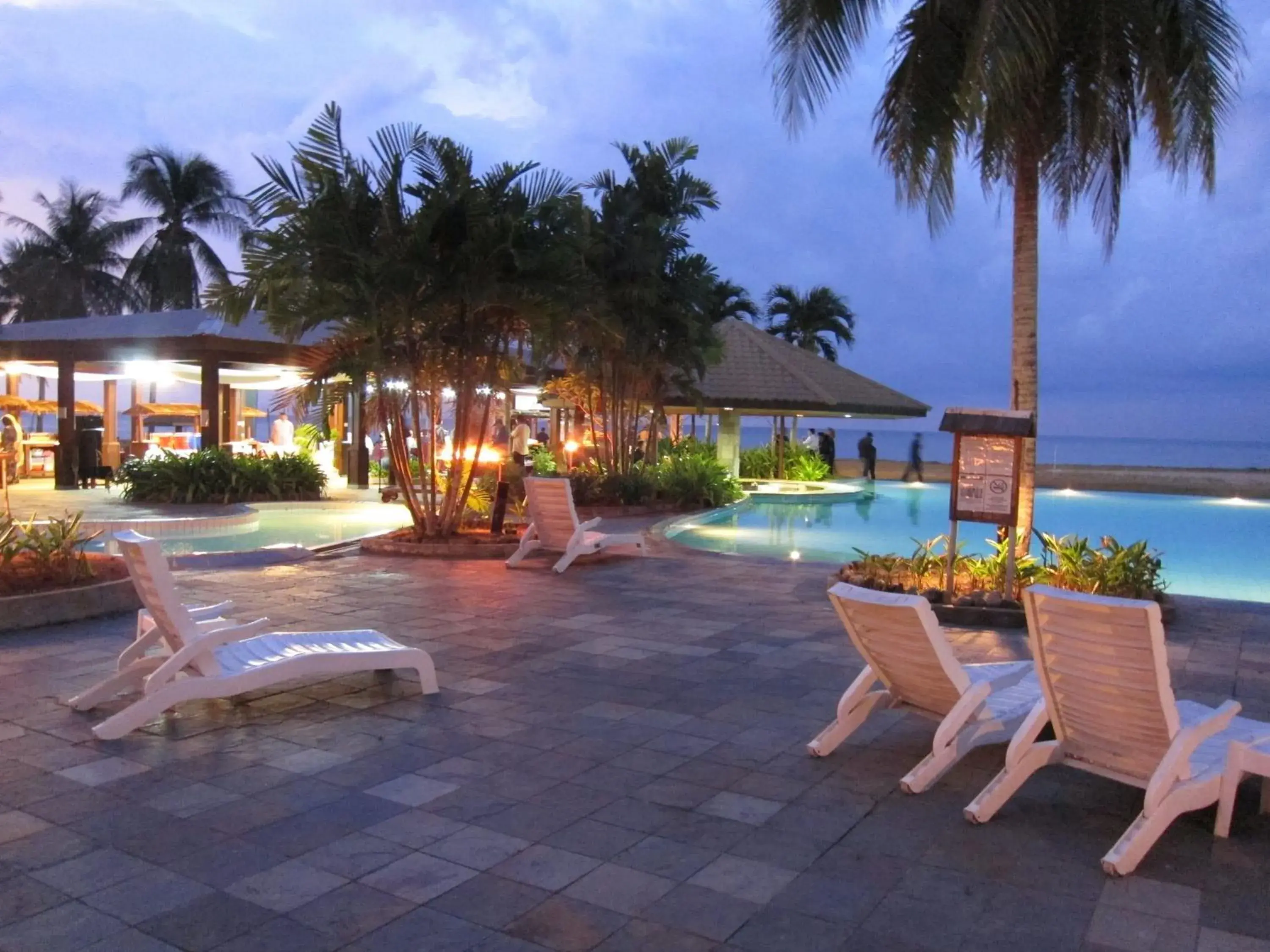 Lounge or bar, Swimming Pool in Palm Beach Resort & Spa