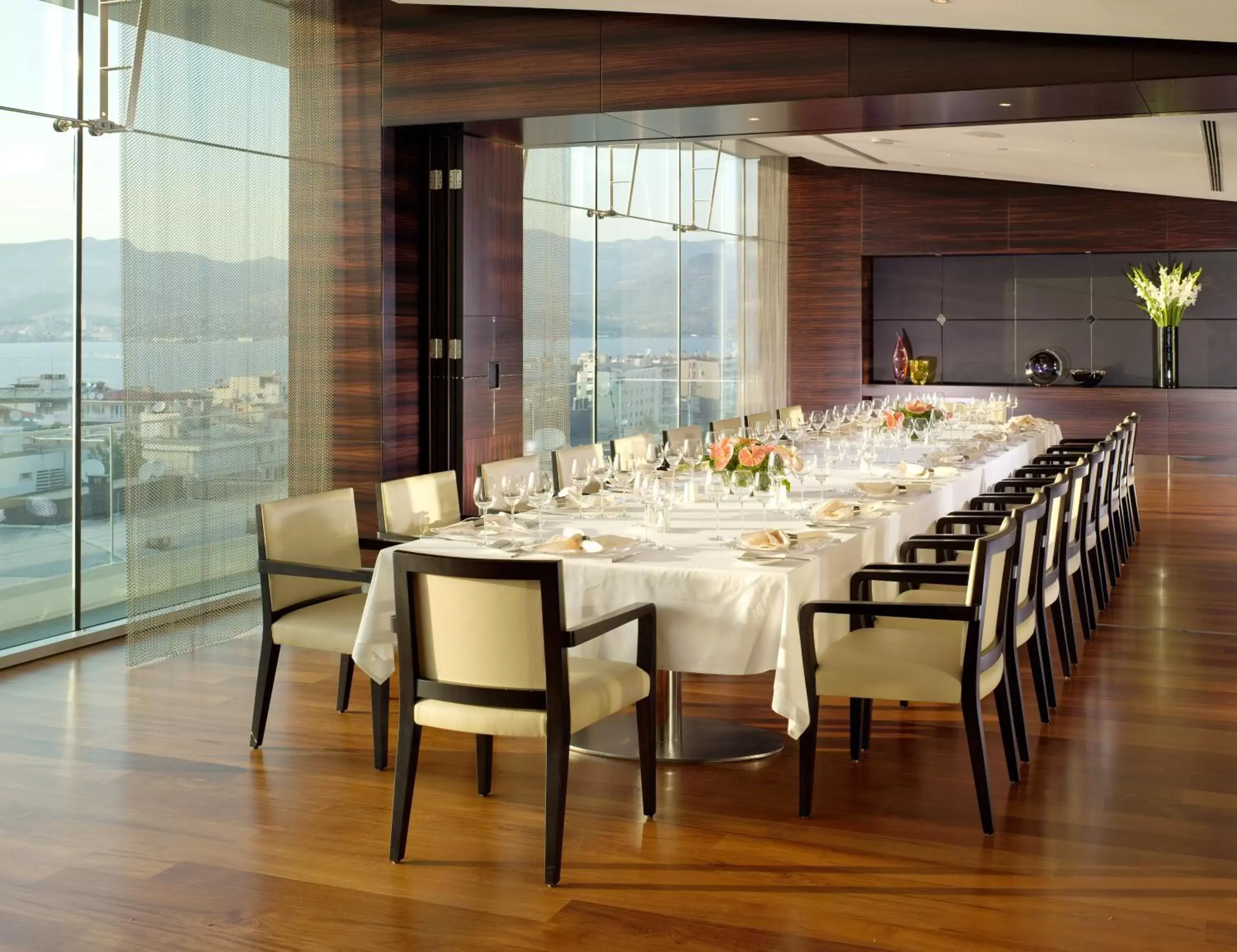 Restaurant/Places to Eat in Swissotel Buyuk Efes Izmir