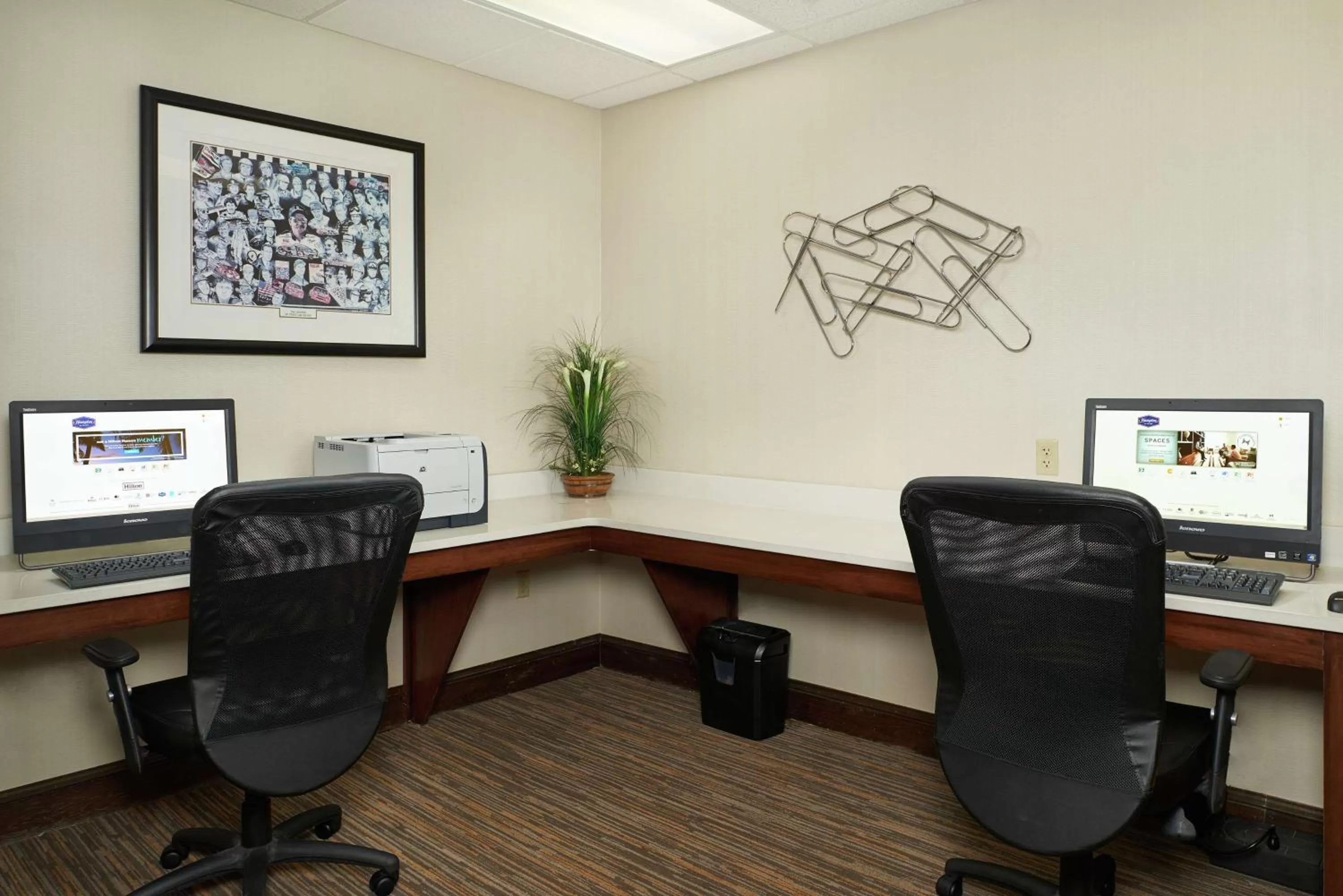 Business facilities in Hampton Inn & Suites Oxford-Anniston