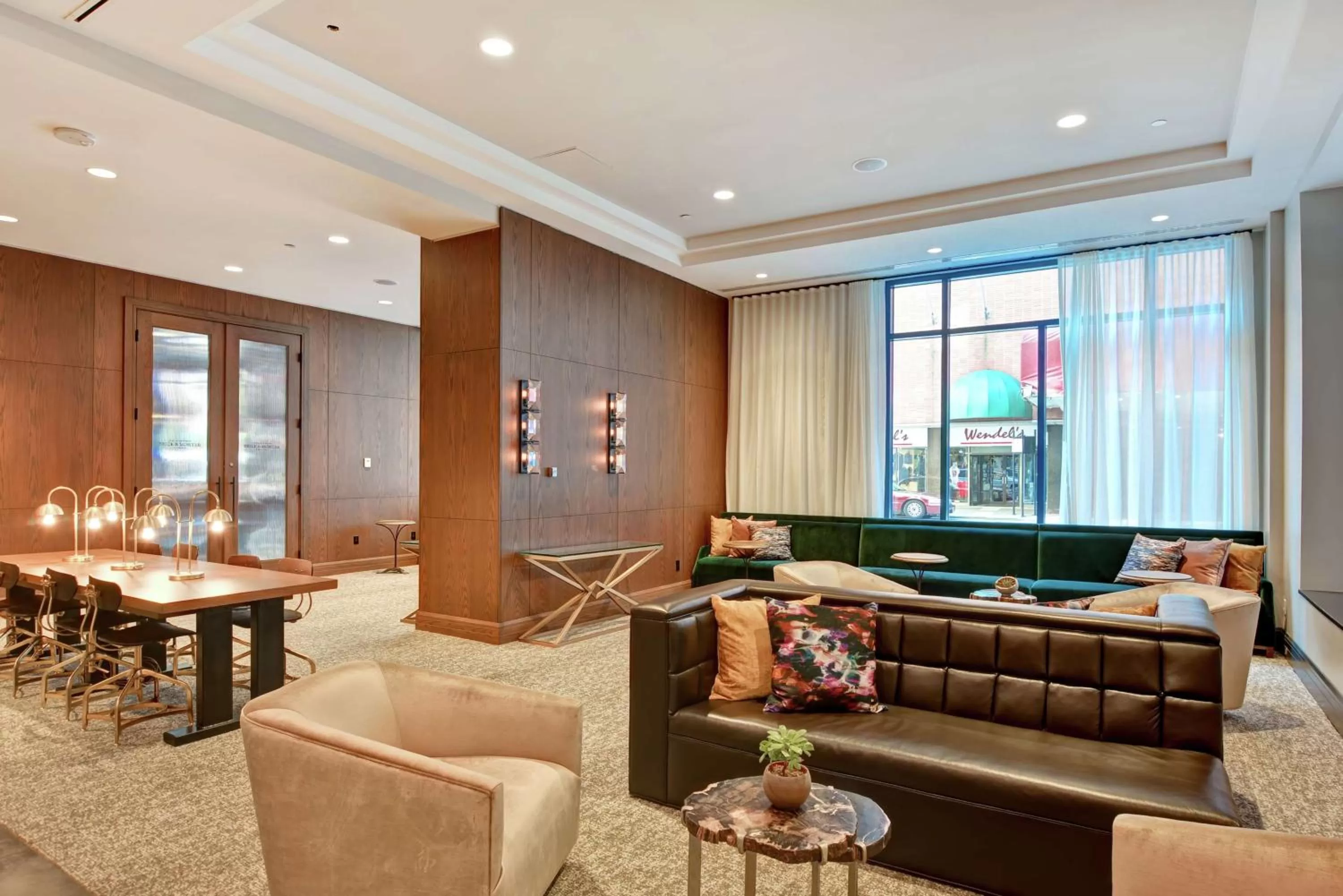 Lobby or reception in The Cincinnatian Curio Collection by Hilton