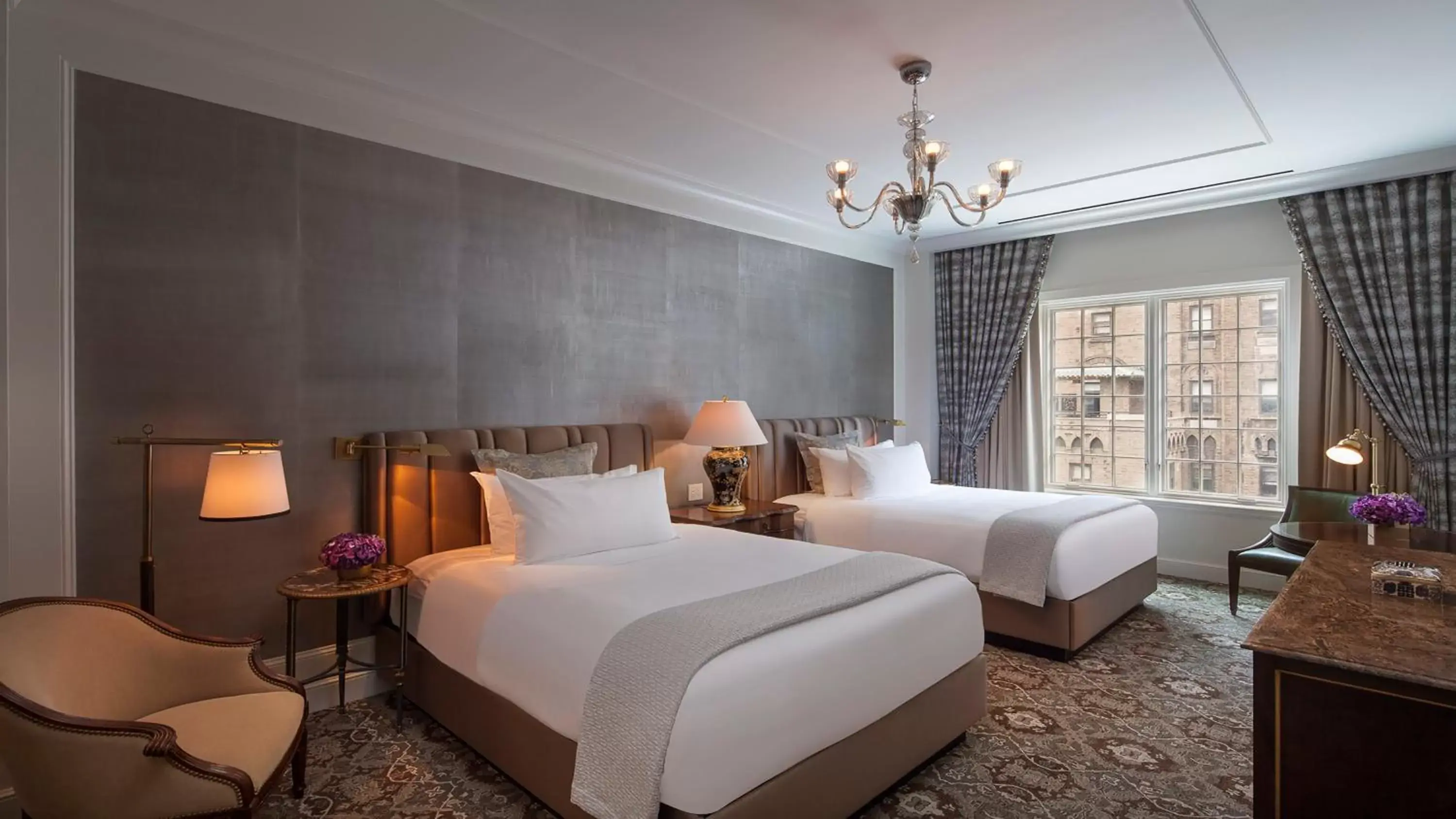 Photo of the whole room, Bed in InterContinental New York Barclay Hotel, an IHG Hotel
